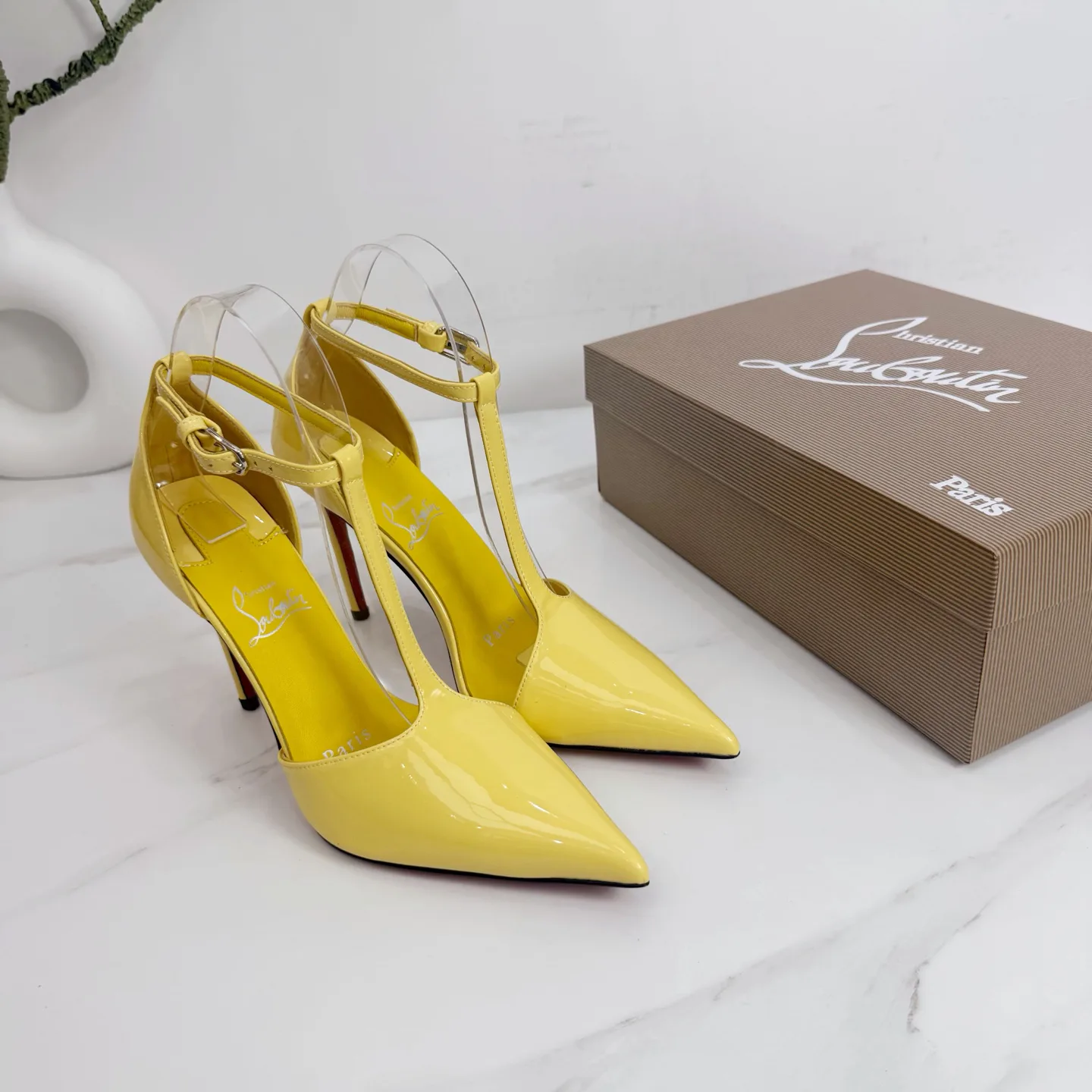 Women's Open-Toe Sandals CHRISTIAN LOUBOUTIN 17802874