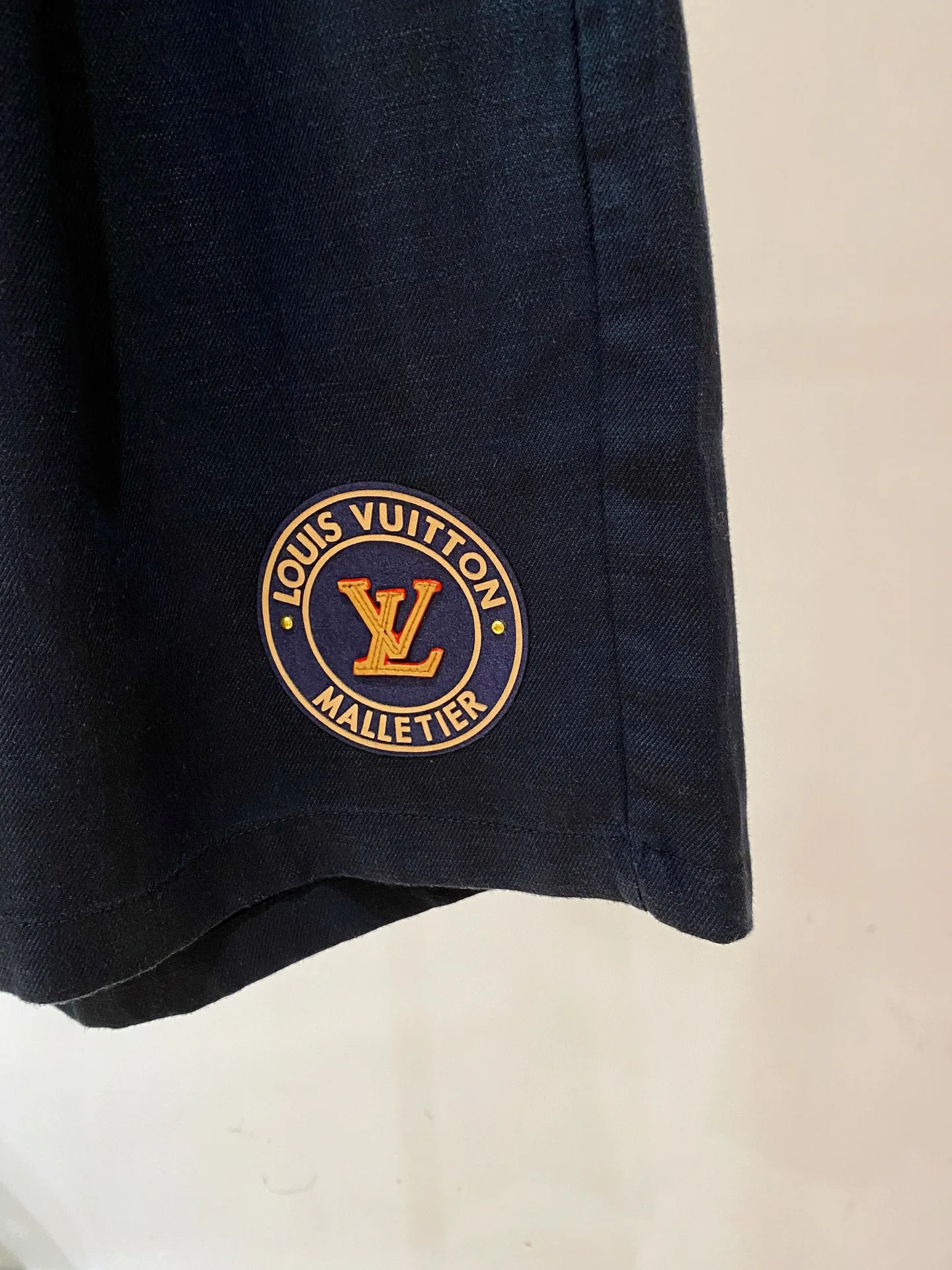 Men's Shorts LOUIS VUITTON 18246963