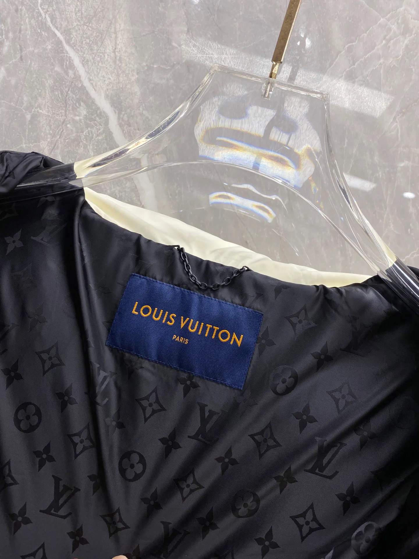Куртки И Пуховики Мужские Louis Vuitton 18596300