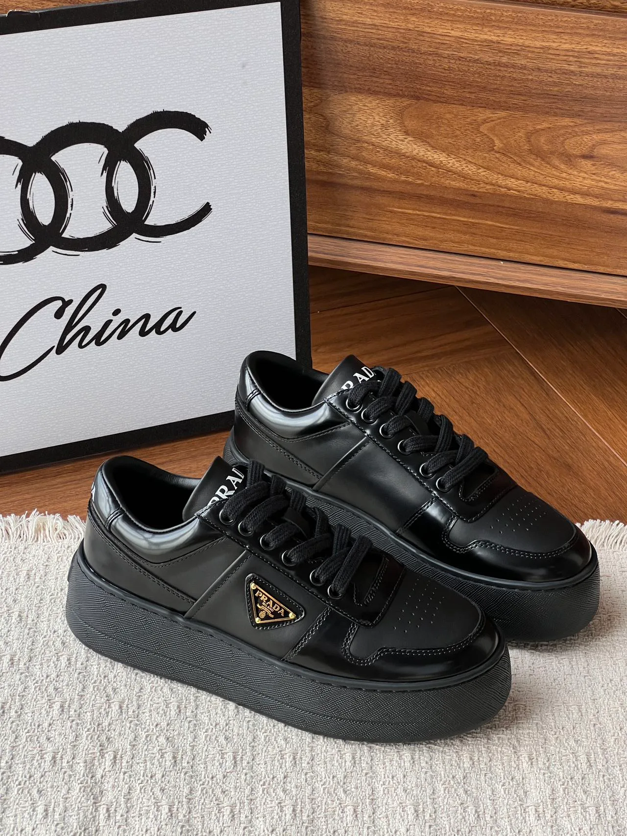 Women's Sneakers PRADA 18170786
