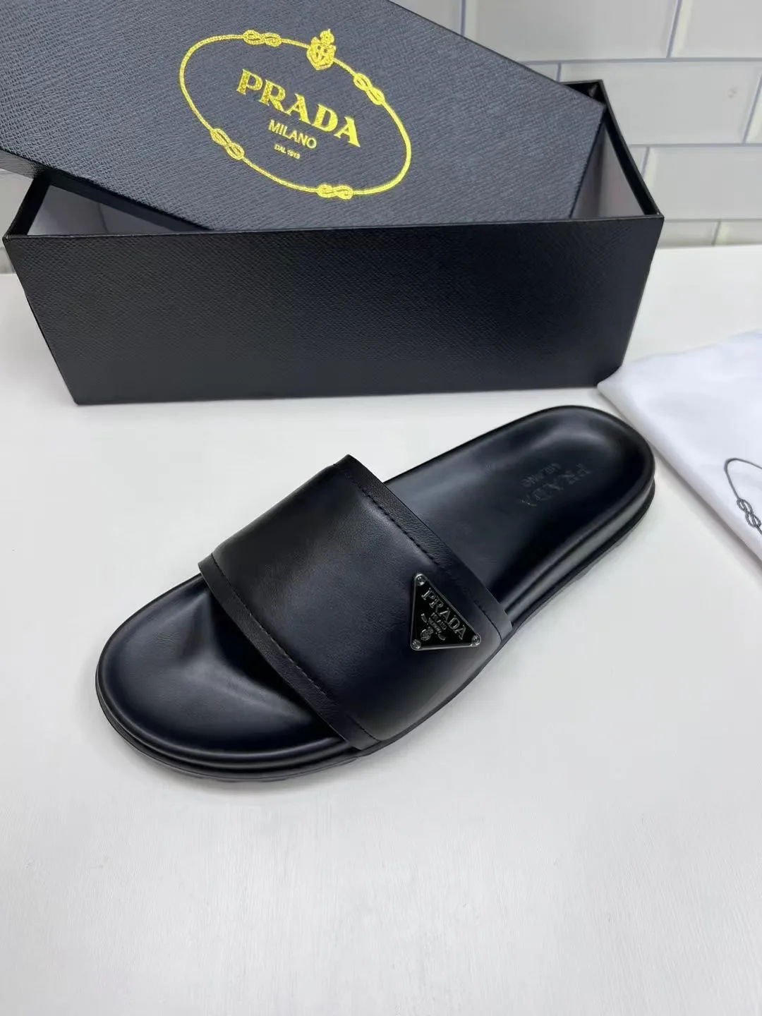 Women's Flip-Flops PRADA 17689373