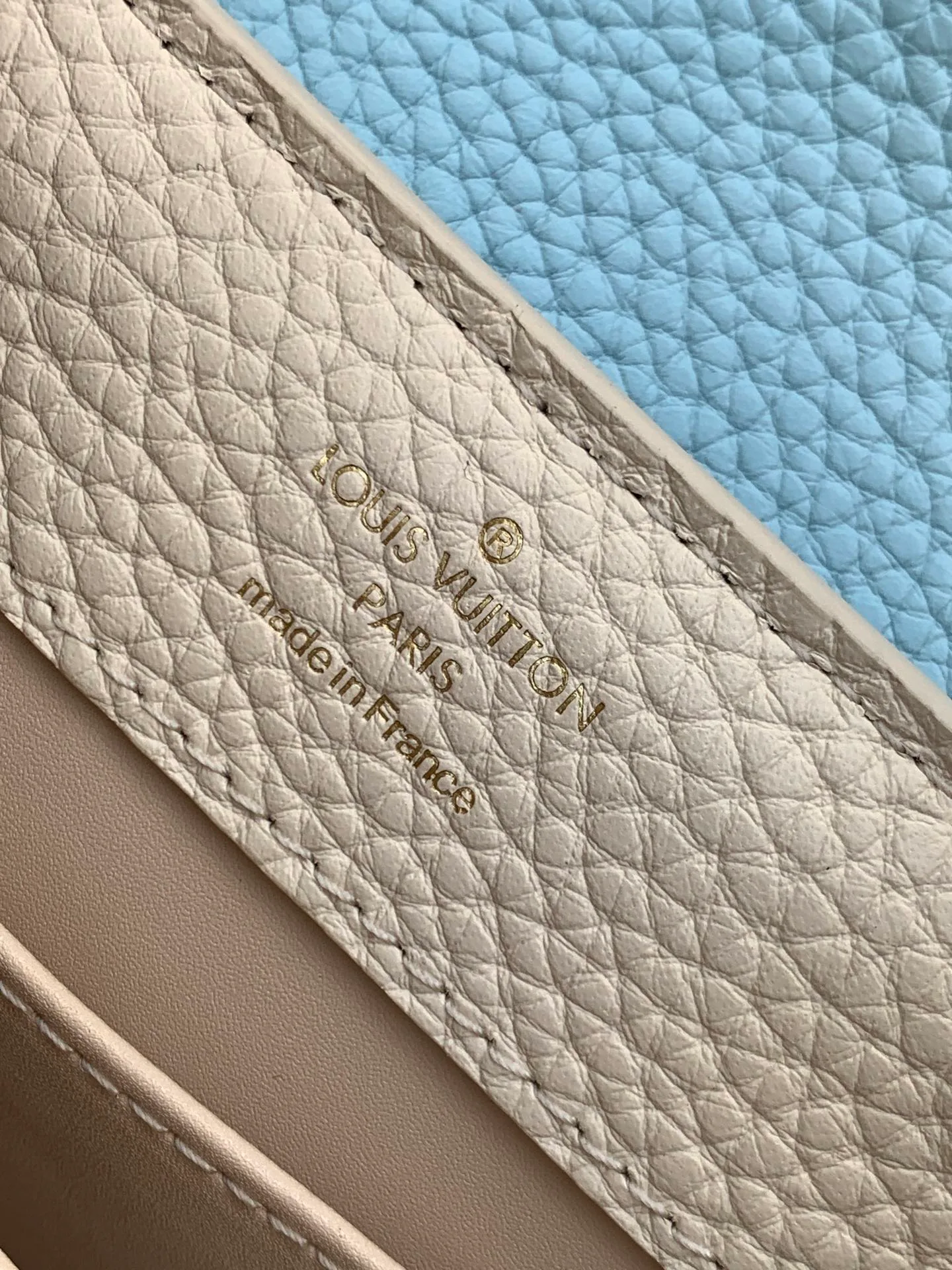 Women's Classic Handbags LOUIS VUITTON 18521015
