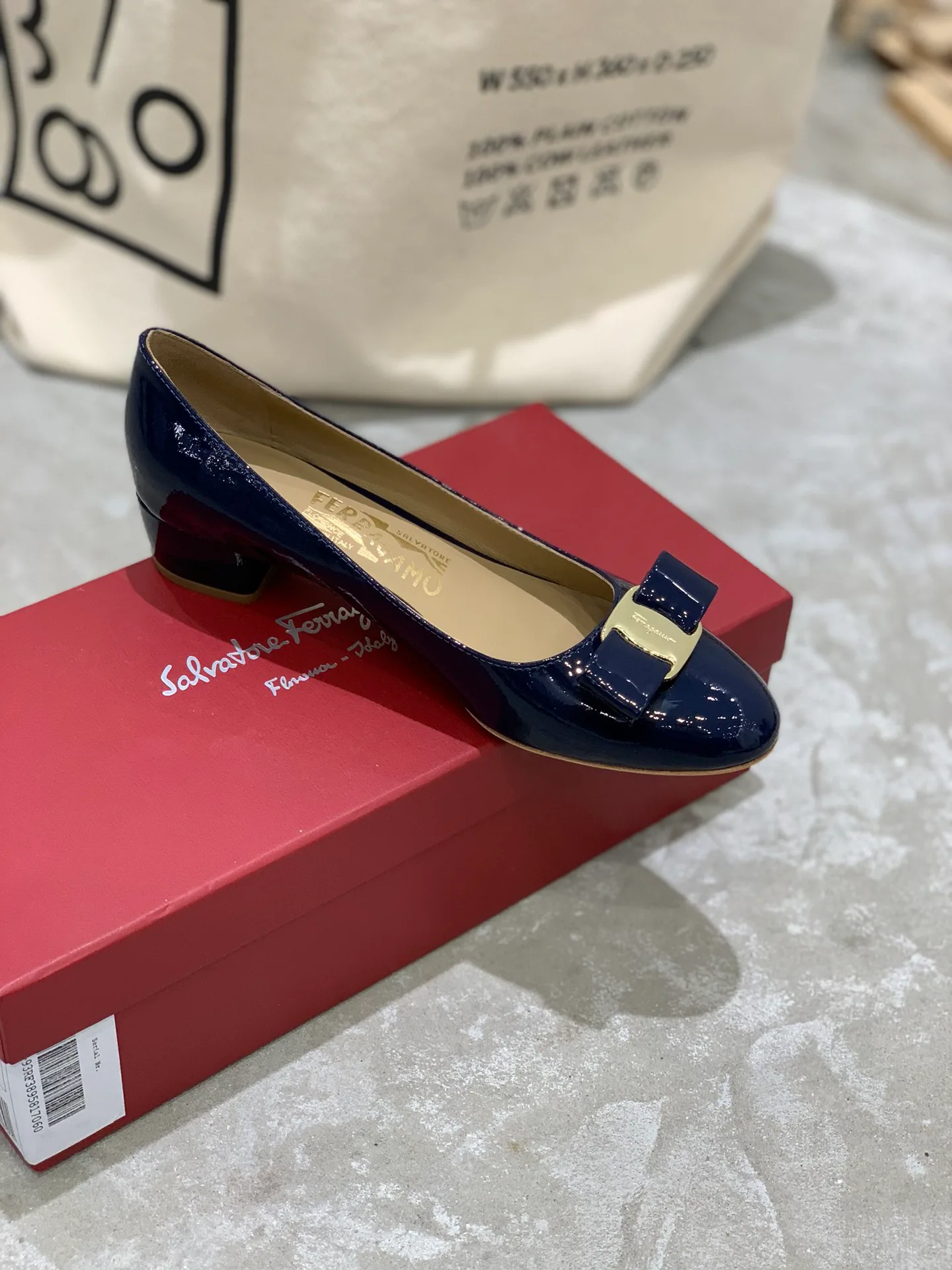 Women's Ballet Flats SALVATORE FERRAGAMO 18340687