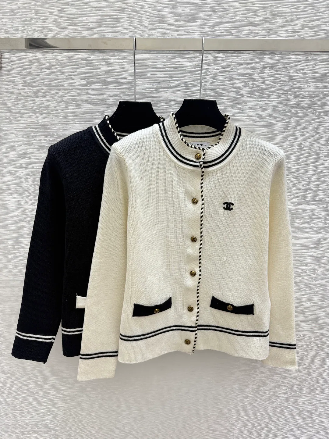 Women's Jumpers And Sweaters CHANEL 18028836