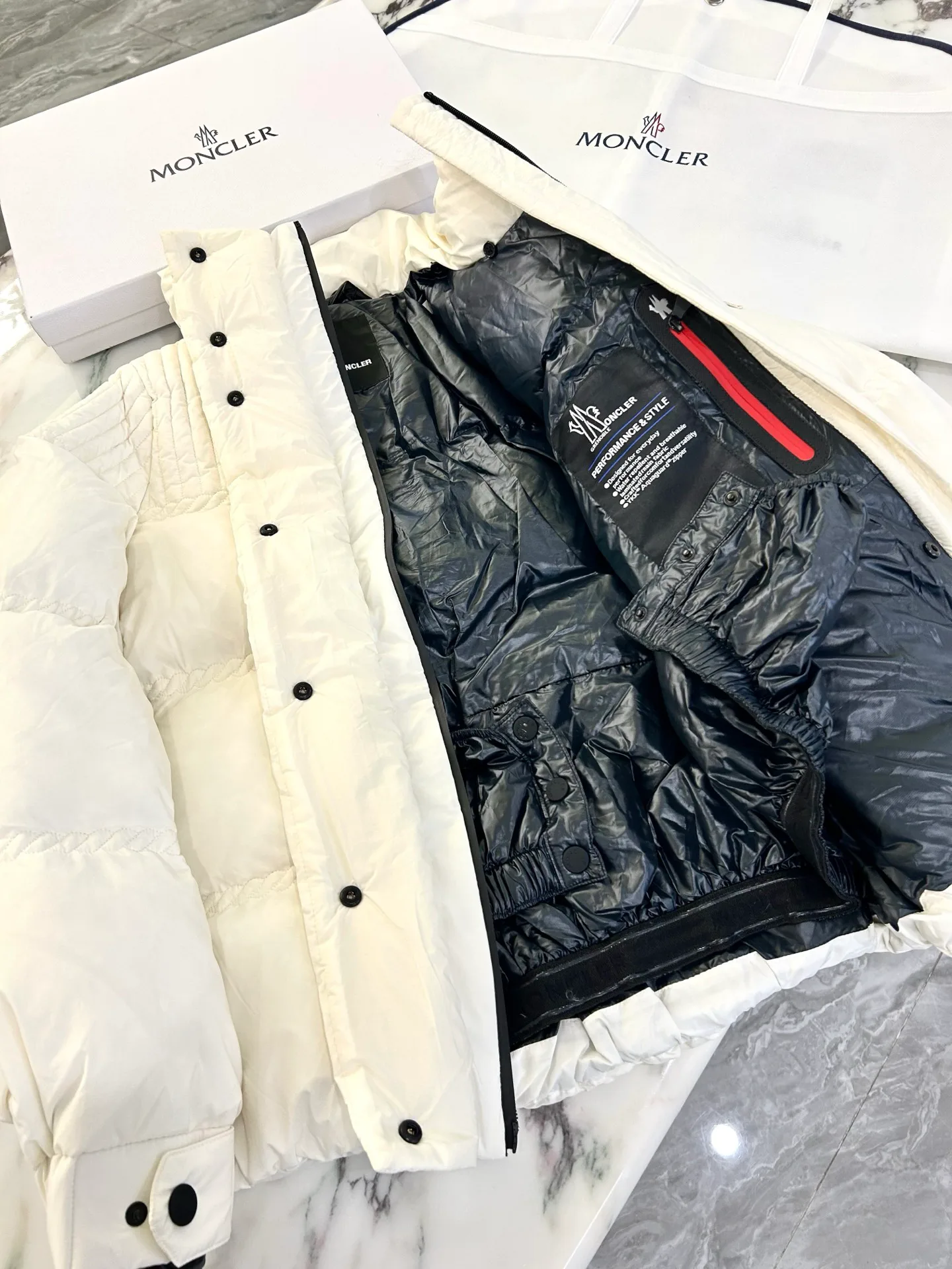 Men's Jackets And Down Jackets MONCLER 18231501