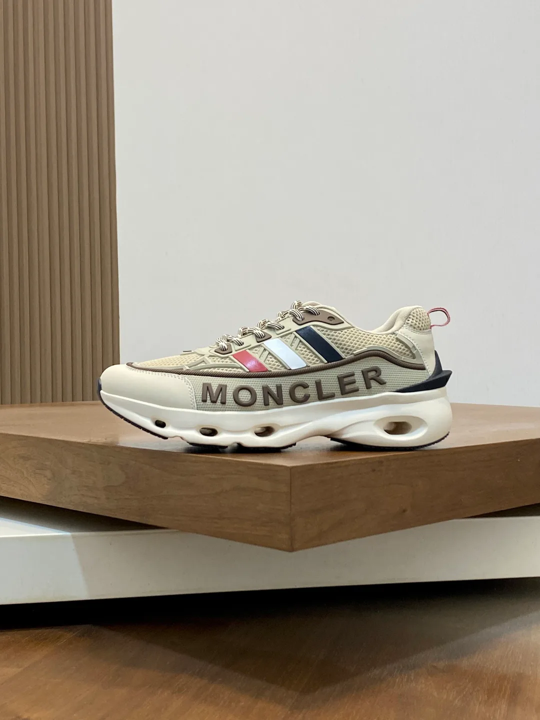 Men's Sneakers MONCLER 18079002