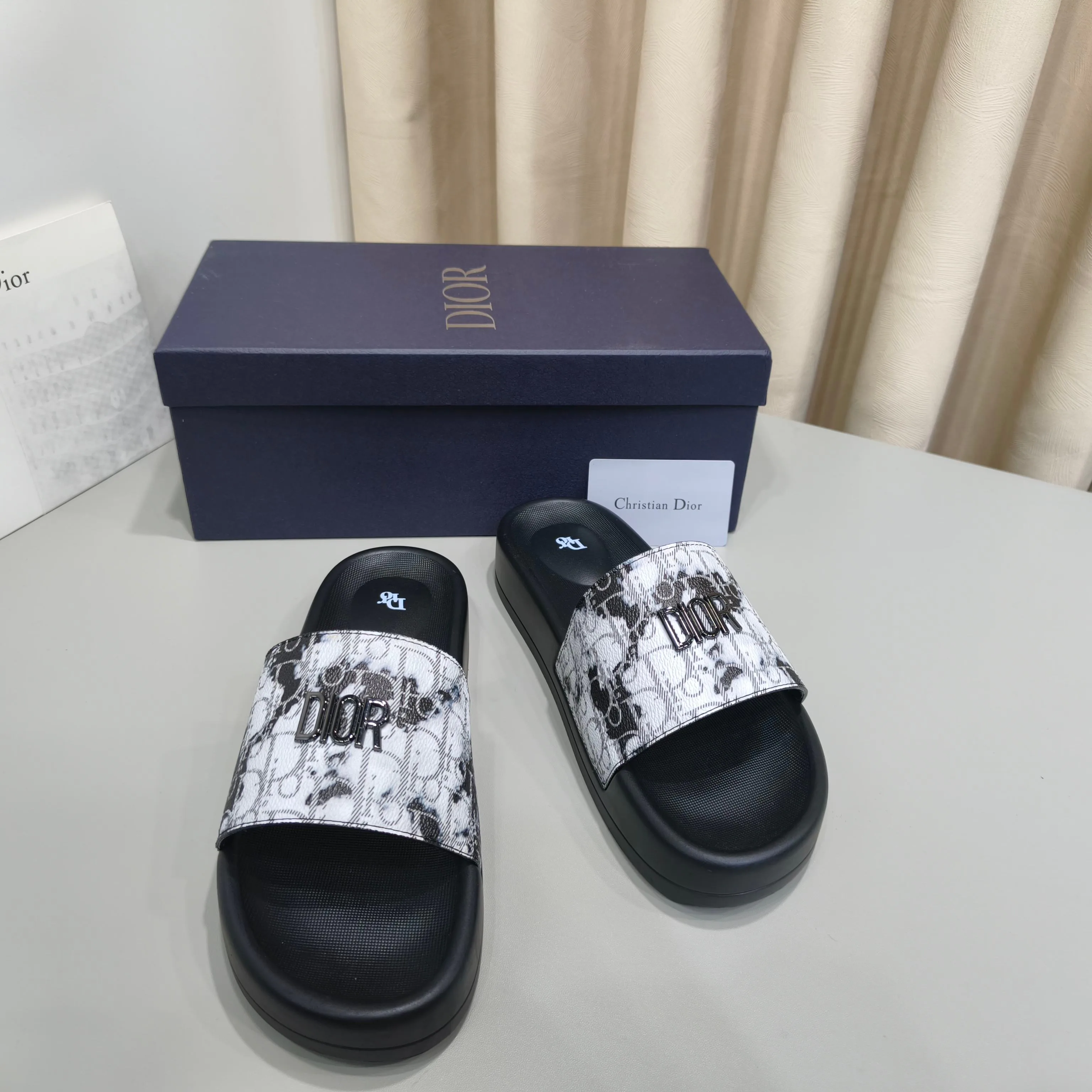 Men's Flip-Flops CHRISTIAN DIOR 17988907