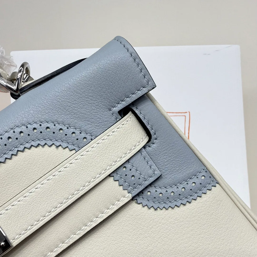 Women's Classic Handbags HERMES 18394578
