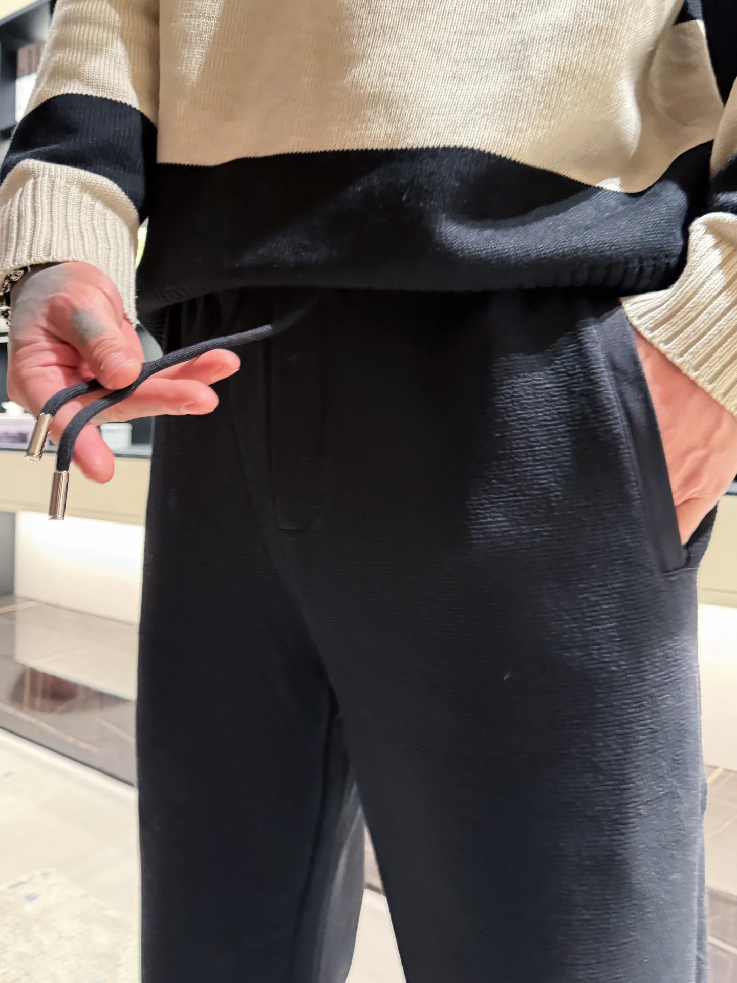 Men's Trousers PRADA 18499696