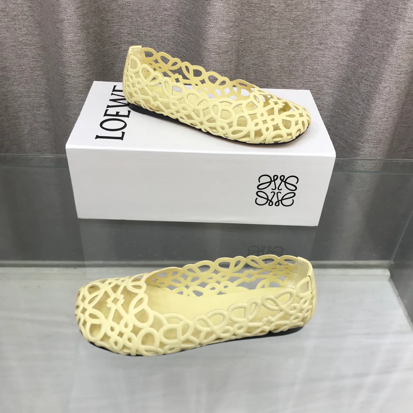 Women's Ballet Flats LOEWE 18289931