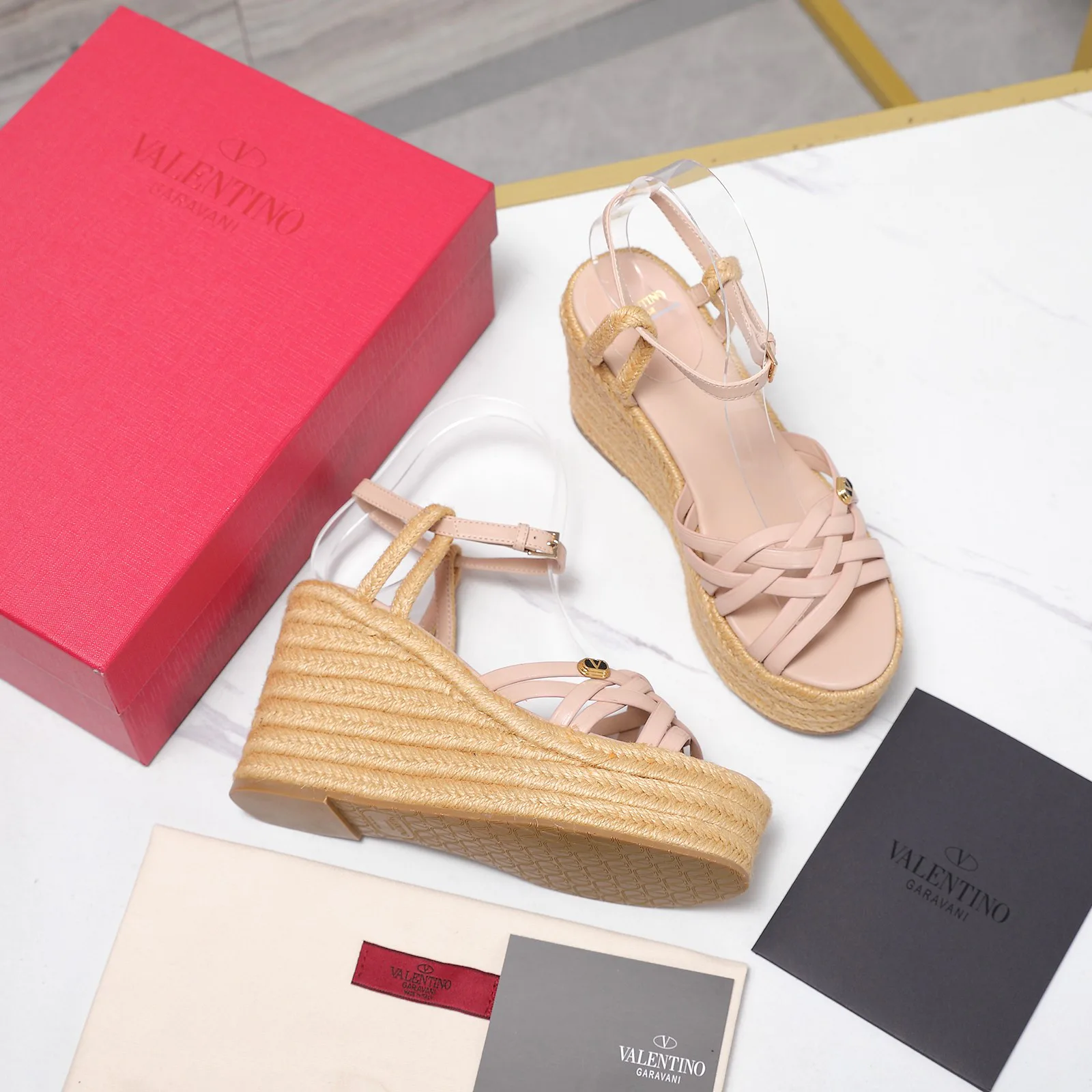 Women's Open-Toe Sandals VALENTINO 18346928