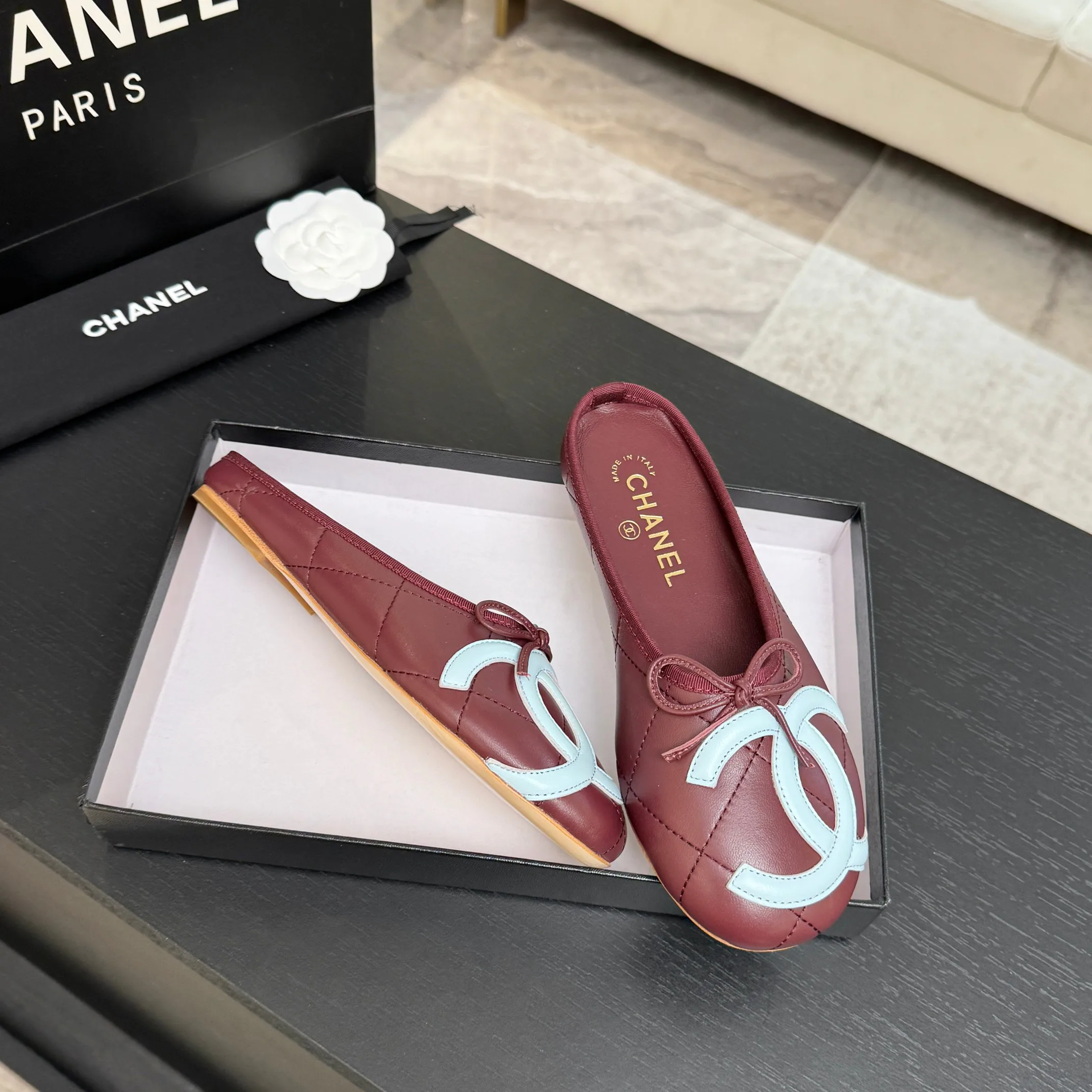 Women's Ballet Flats CHANEL 18063111
