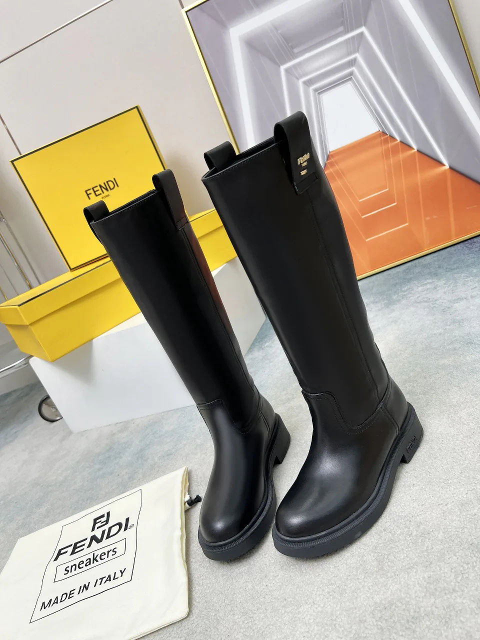 Women's Boots FENDI 18104308