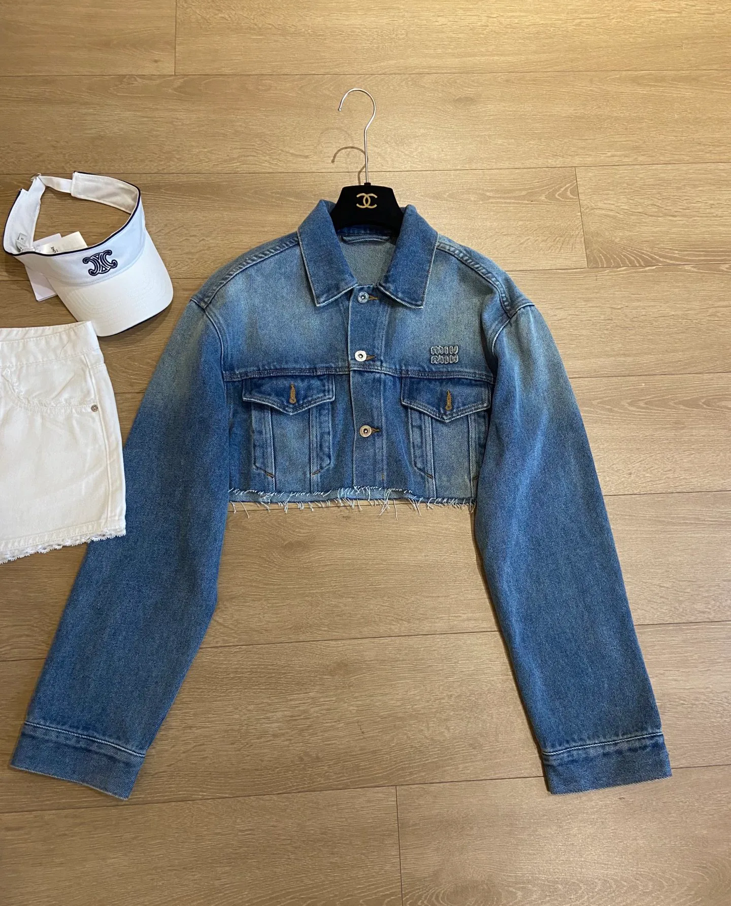 Women's Jackets And Down Jackets MIU MIU 17222086