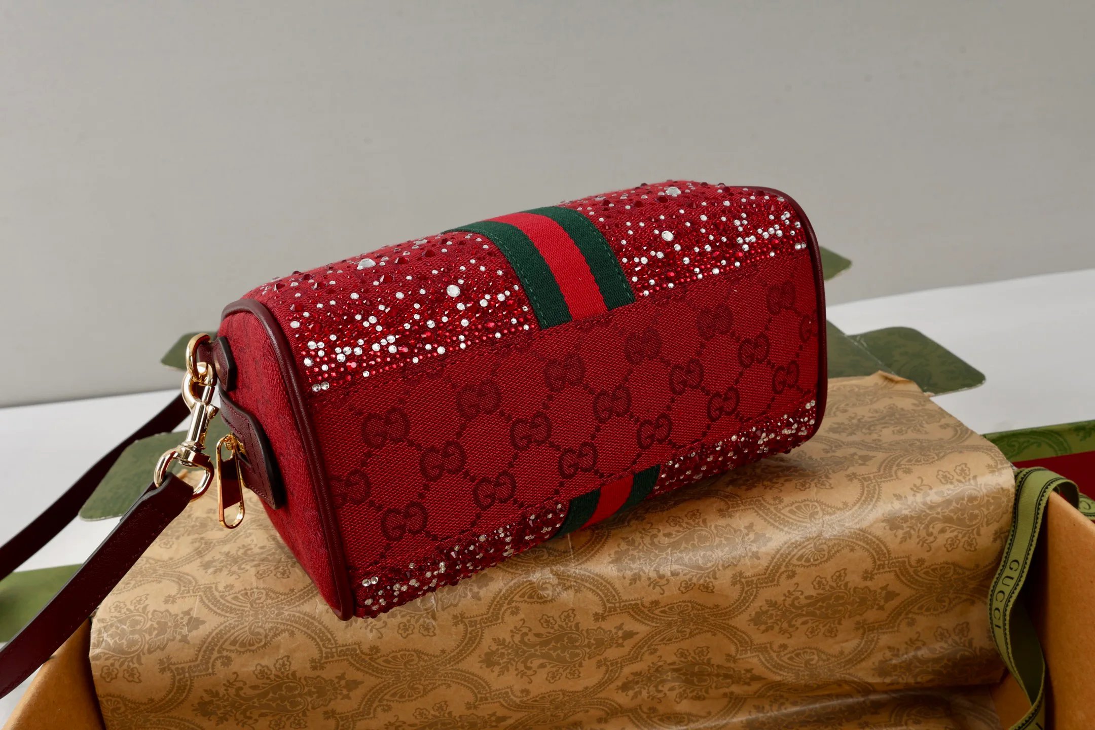 Women's Classic Handbags GUCCI 18065275