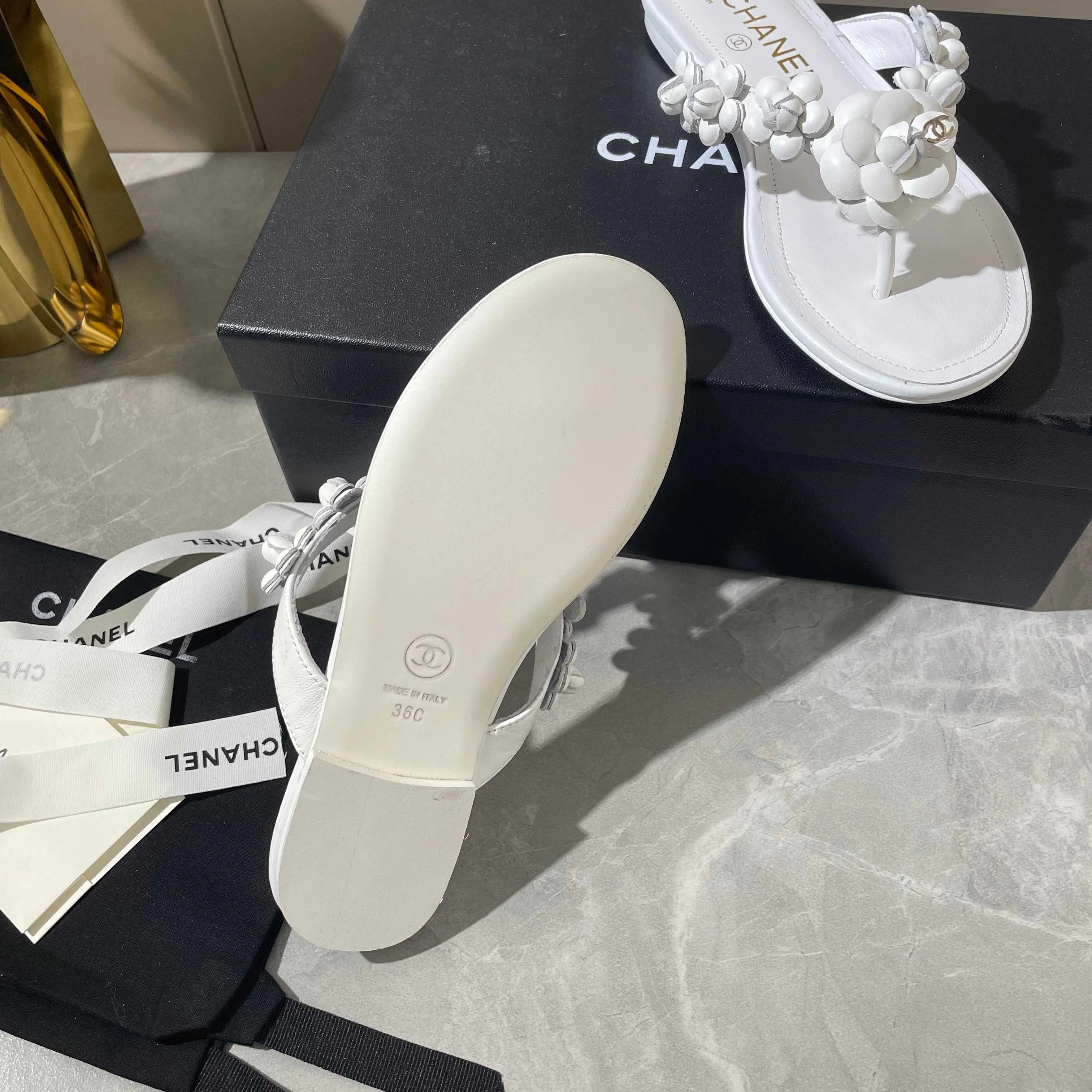 Women's Flip-Flops CHANEL 17947067