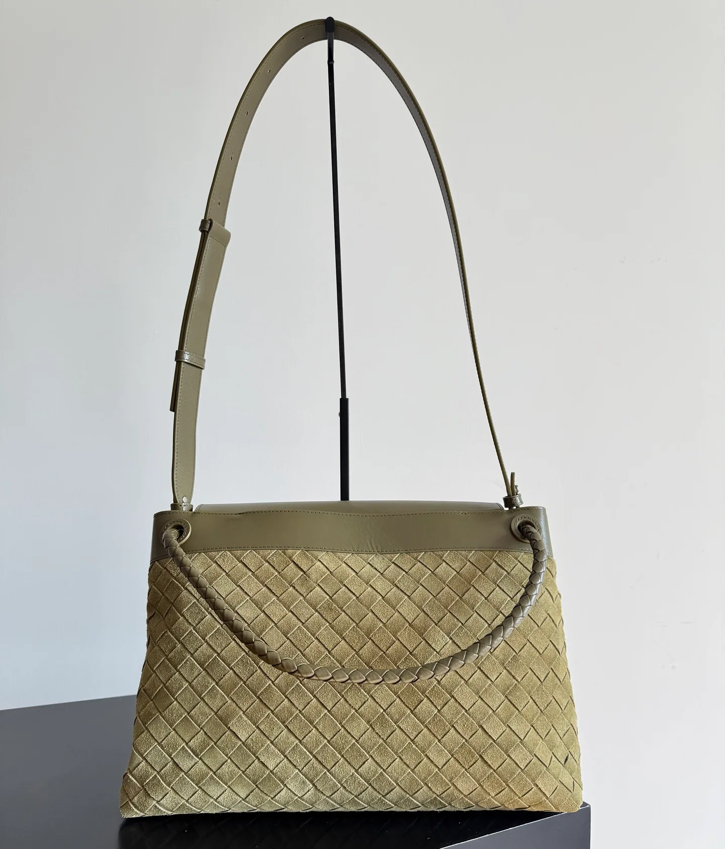 Women's Classic Handbags BOTTEGA VENETA 19527292