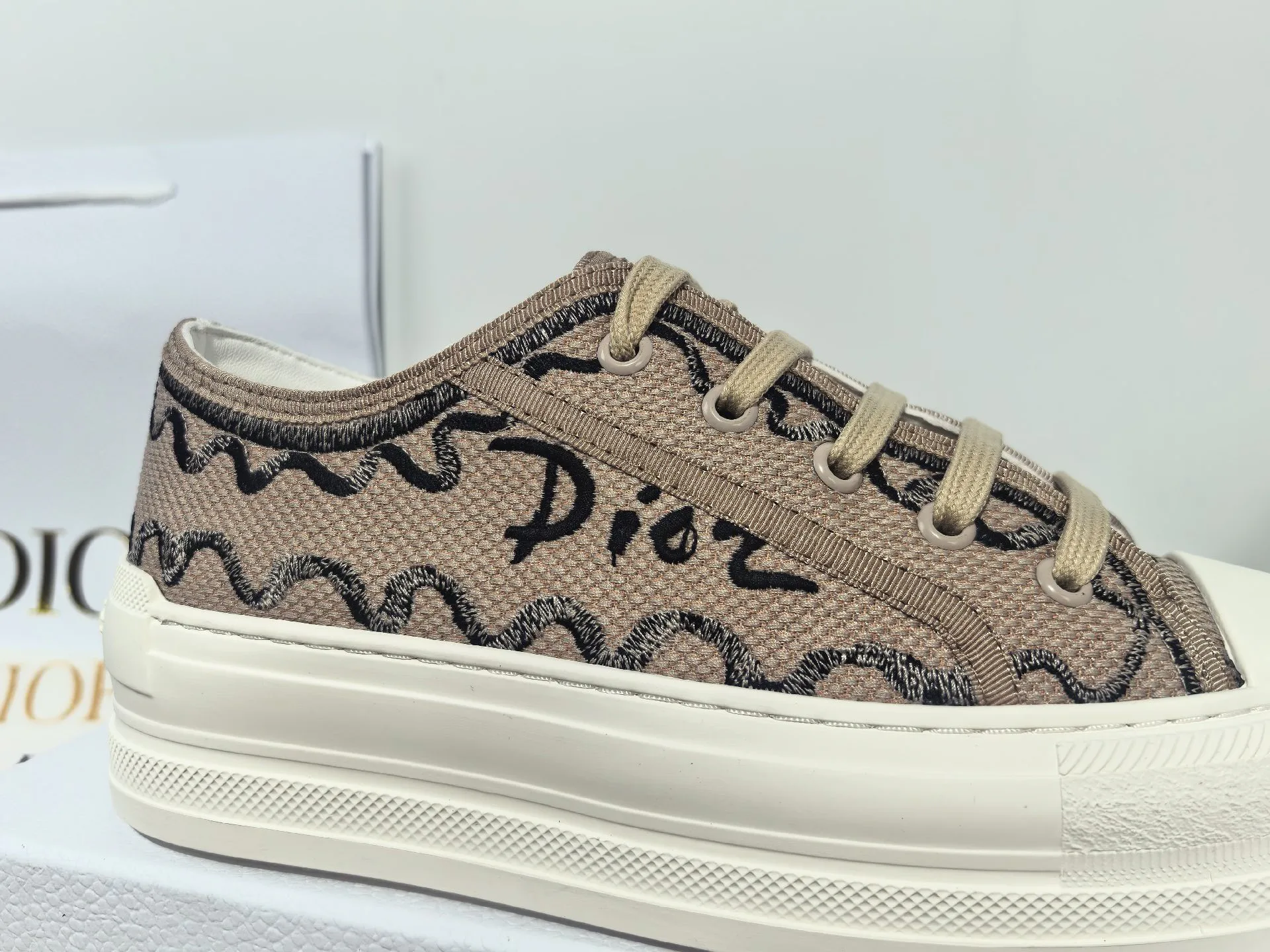 Women's Sneakers CHRISTIAN DIOR 17988670