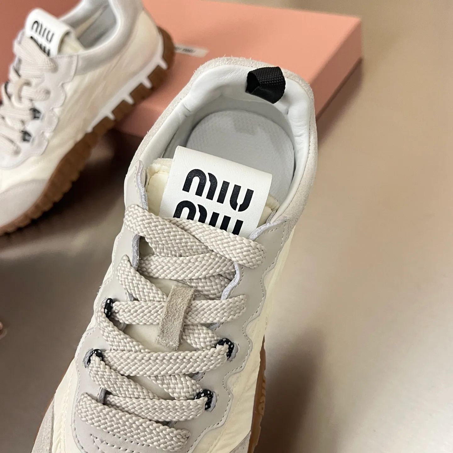Women's Sneakers MIU MIU 17968642