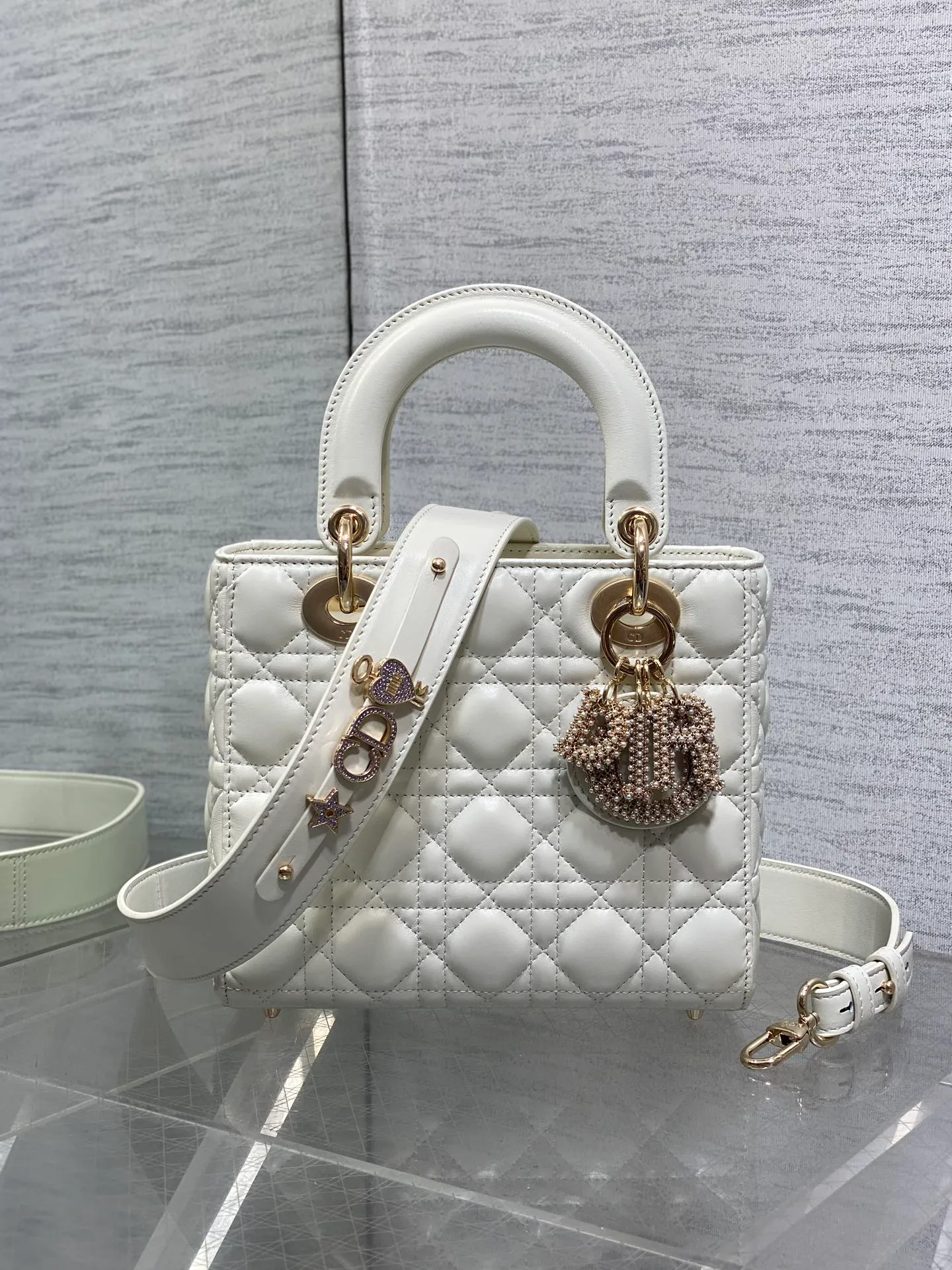 Women's Classic Handbags CHRISTIAN DIOR 18392950
