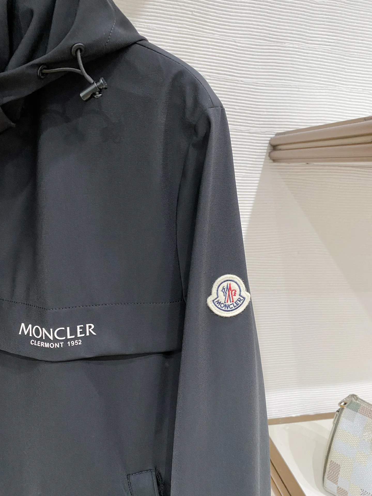 Men's Jackets And Down Jackets MONCLER 17993083