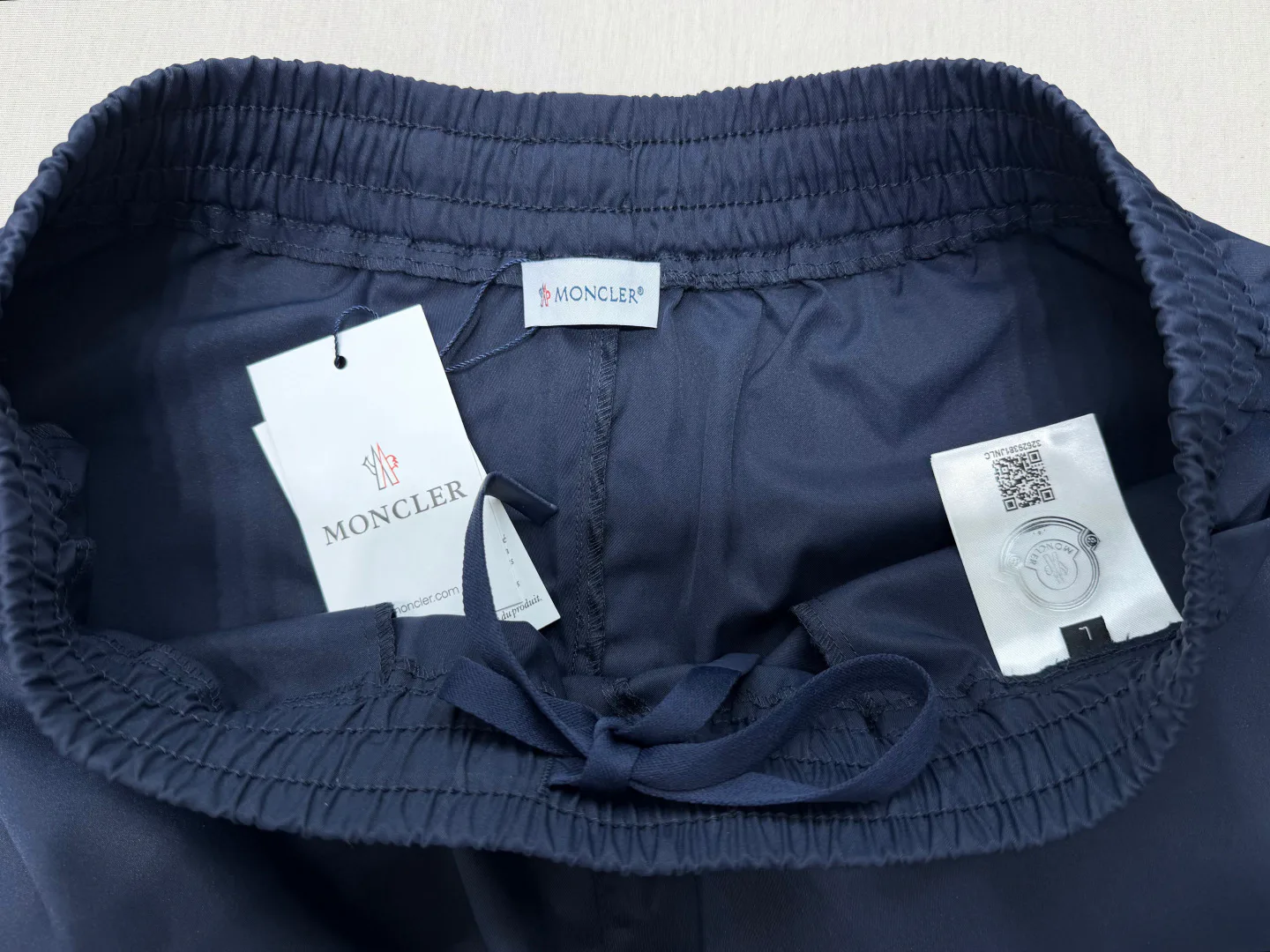 Men's Shorts MONCLER 17495249
