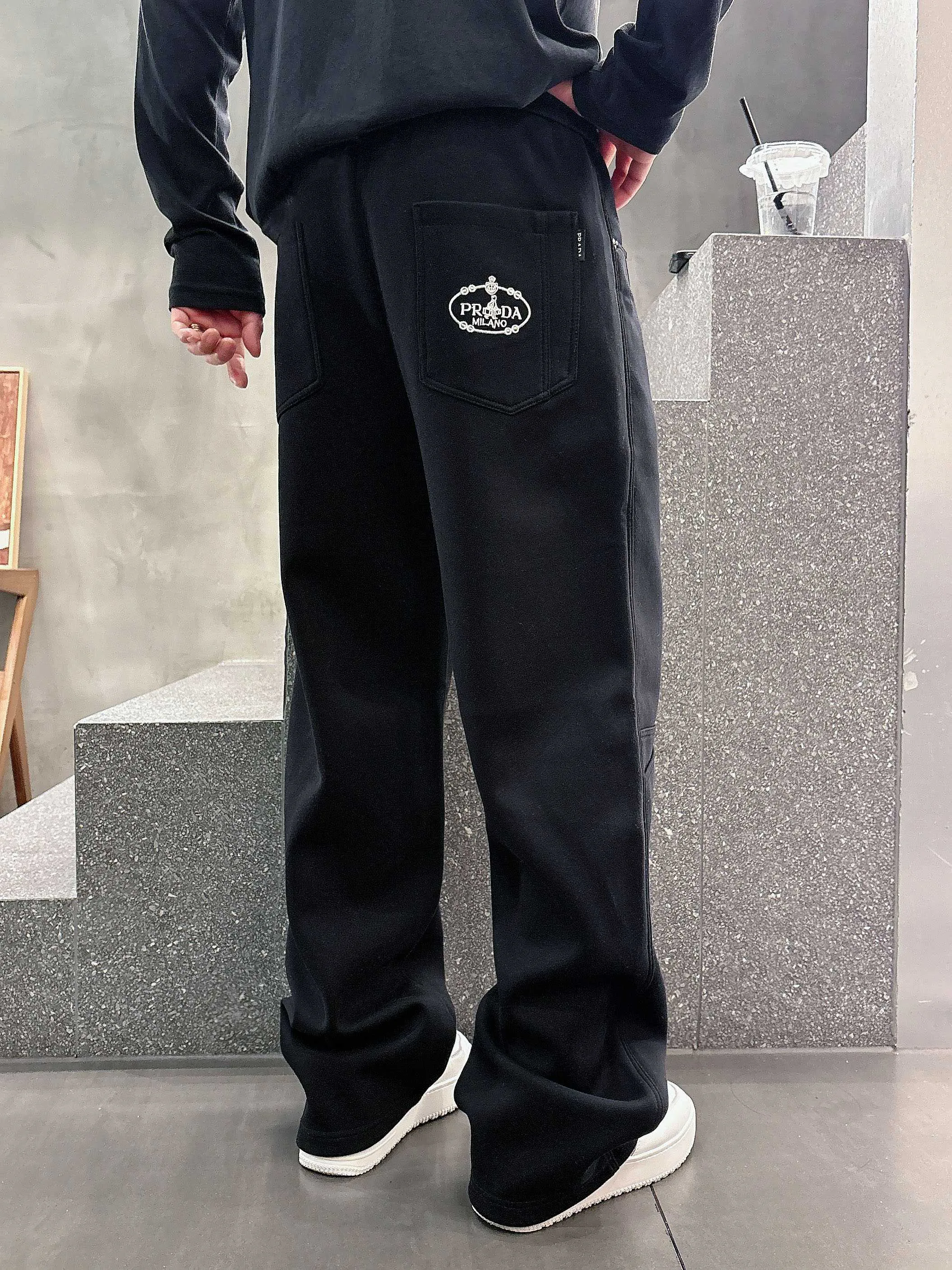 Men's Trousers PRADA 18455329