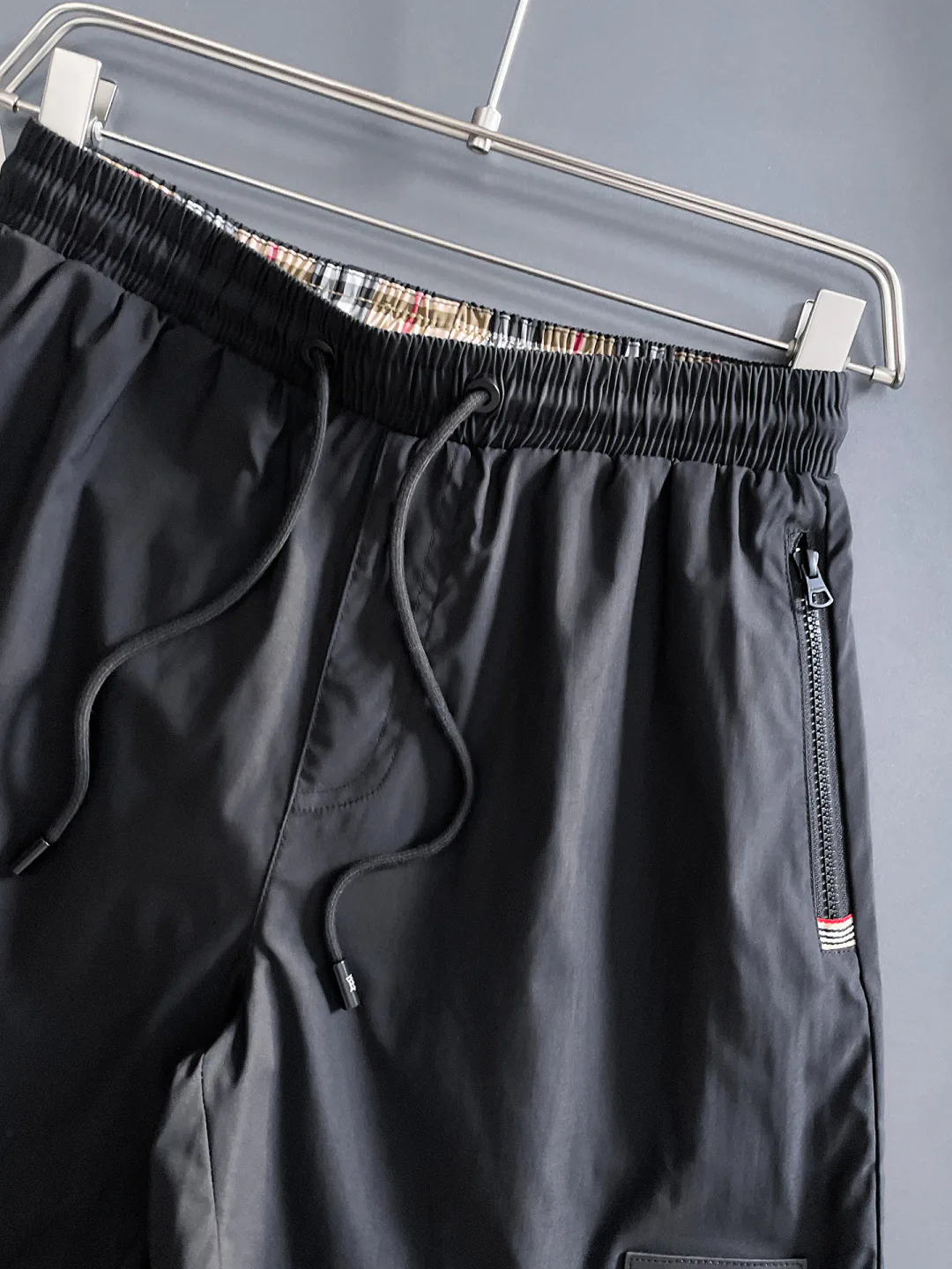 Men's Shorts BURBERRY 18000497