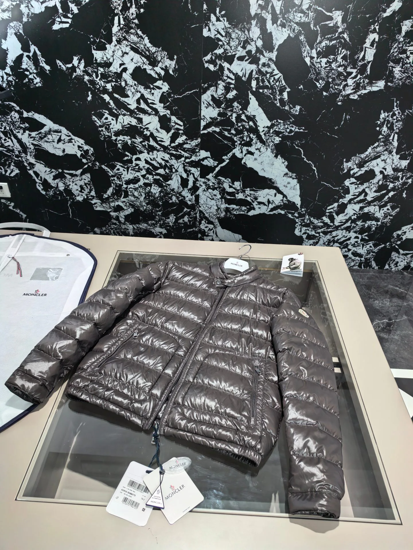 Куртки И Пуховики Мужские Moncler 18683755