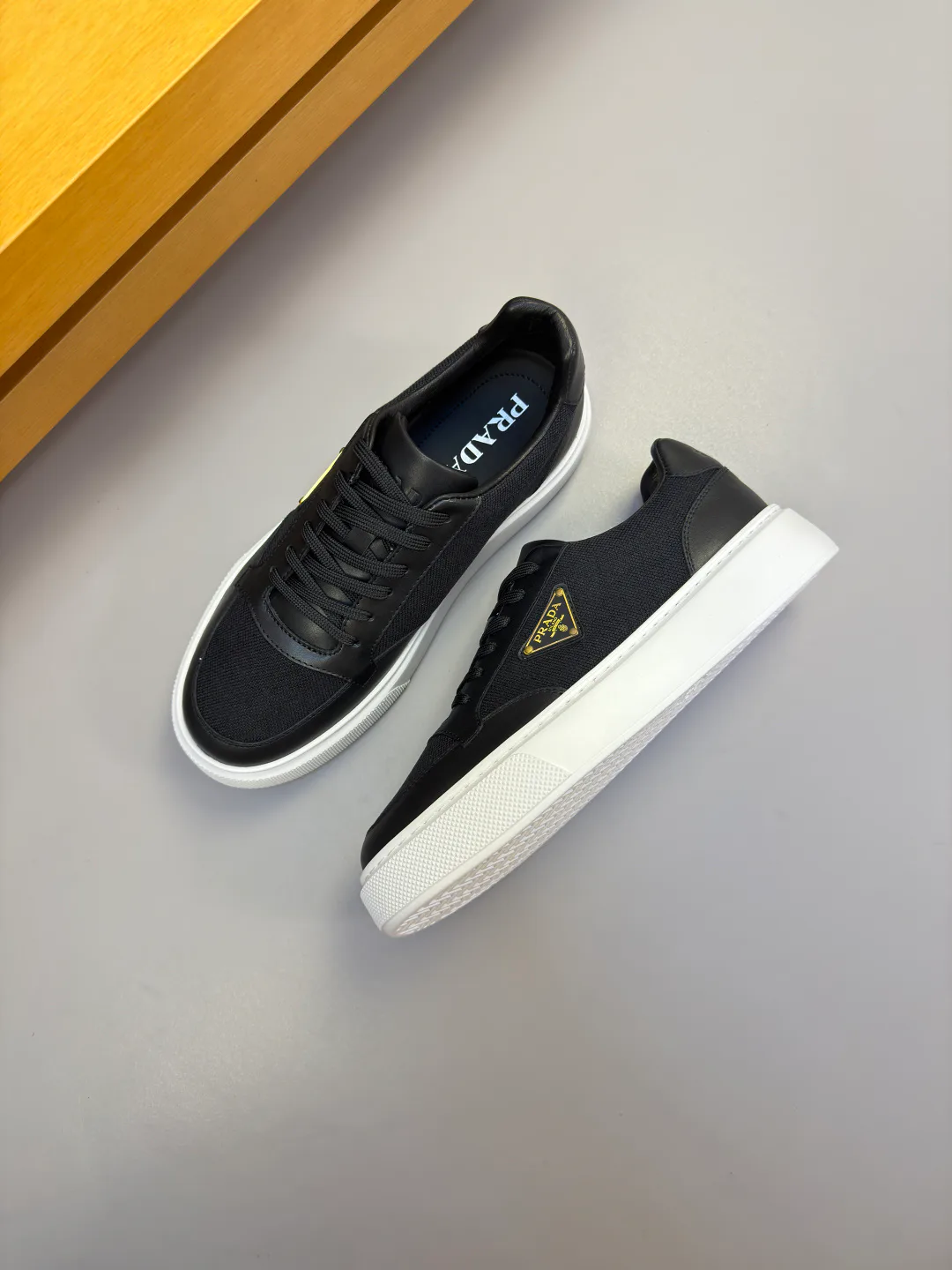 Men's Sneakers PRADA 17955060
