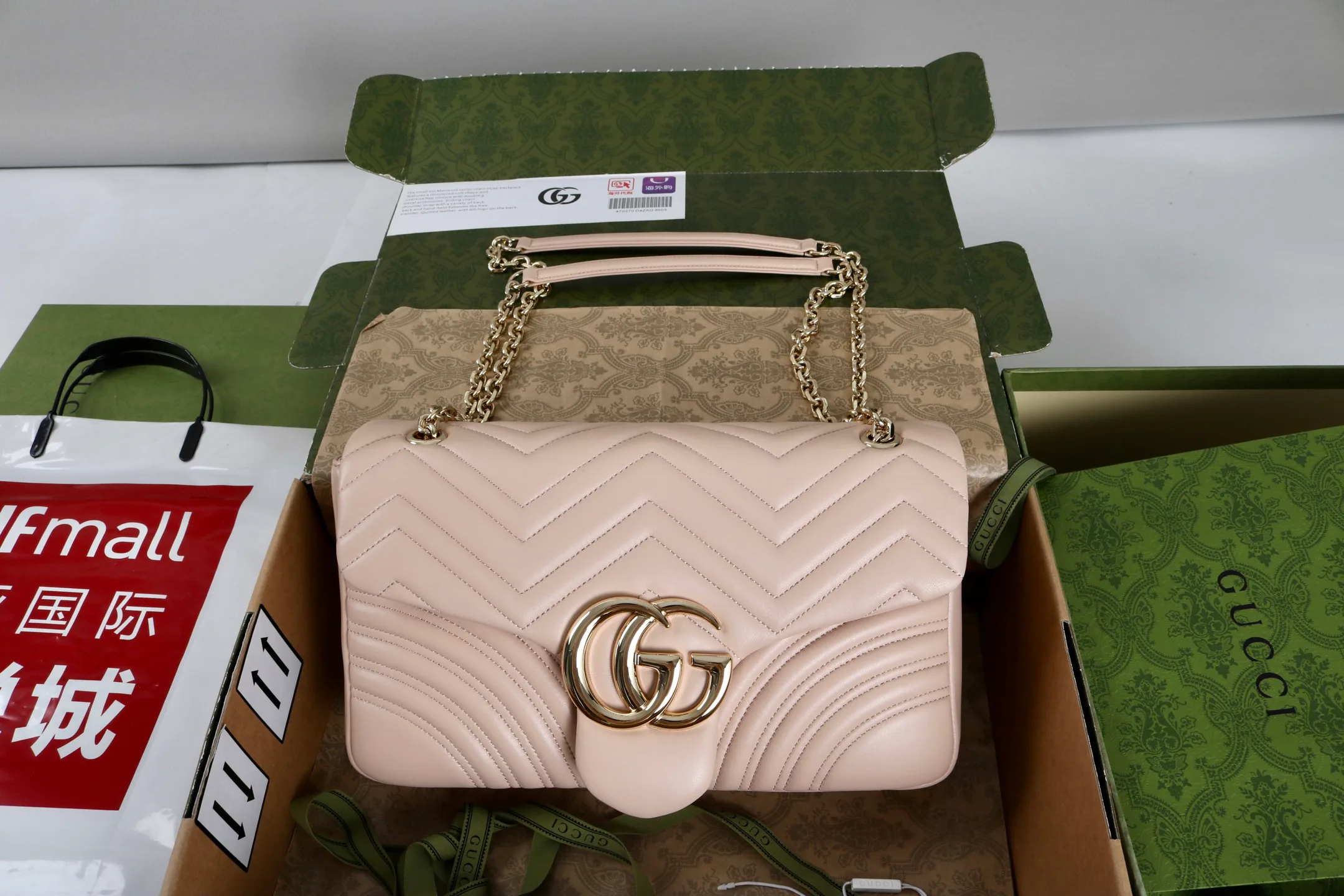Women's Classic Handbags GUCCI 18223242