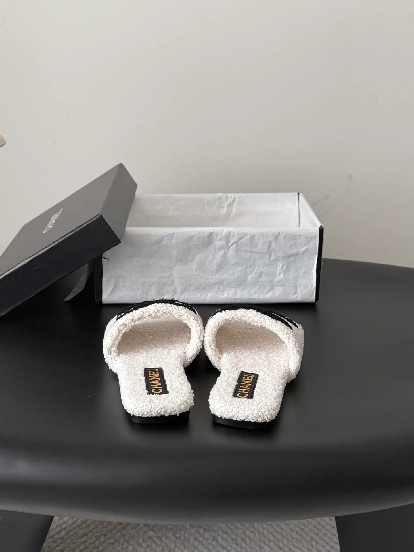 Women's Slippers CHANEL 18154259