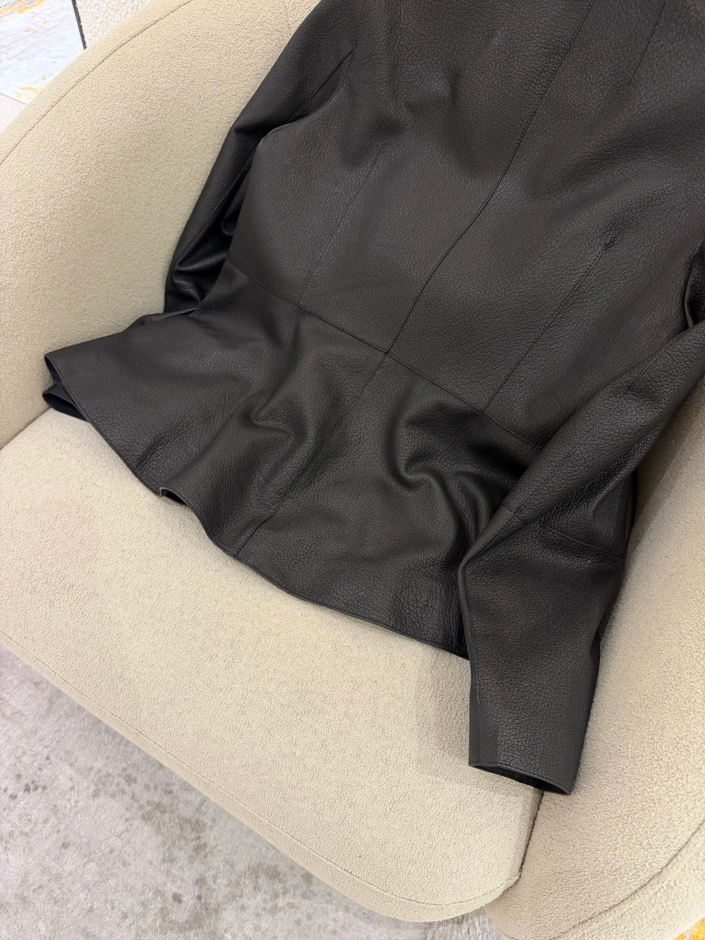 Women's Leather Jackets And Sheepskin Coats HERMES 17959243