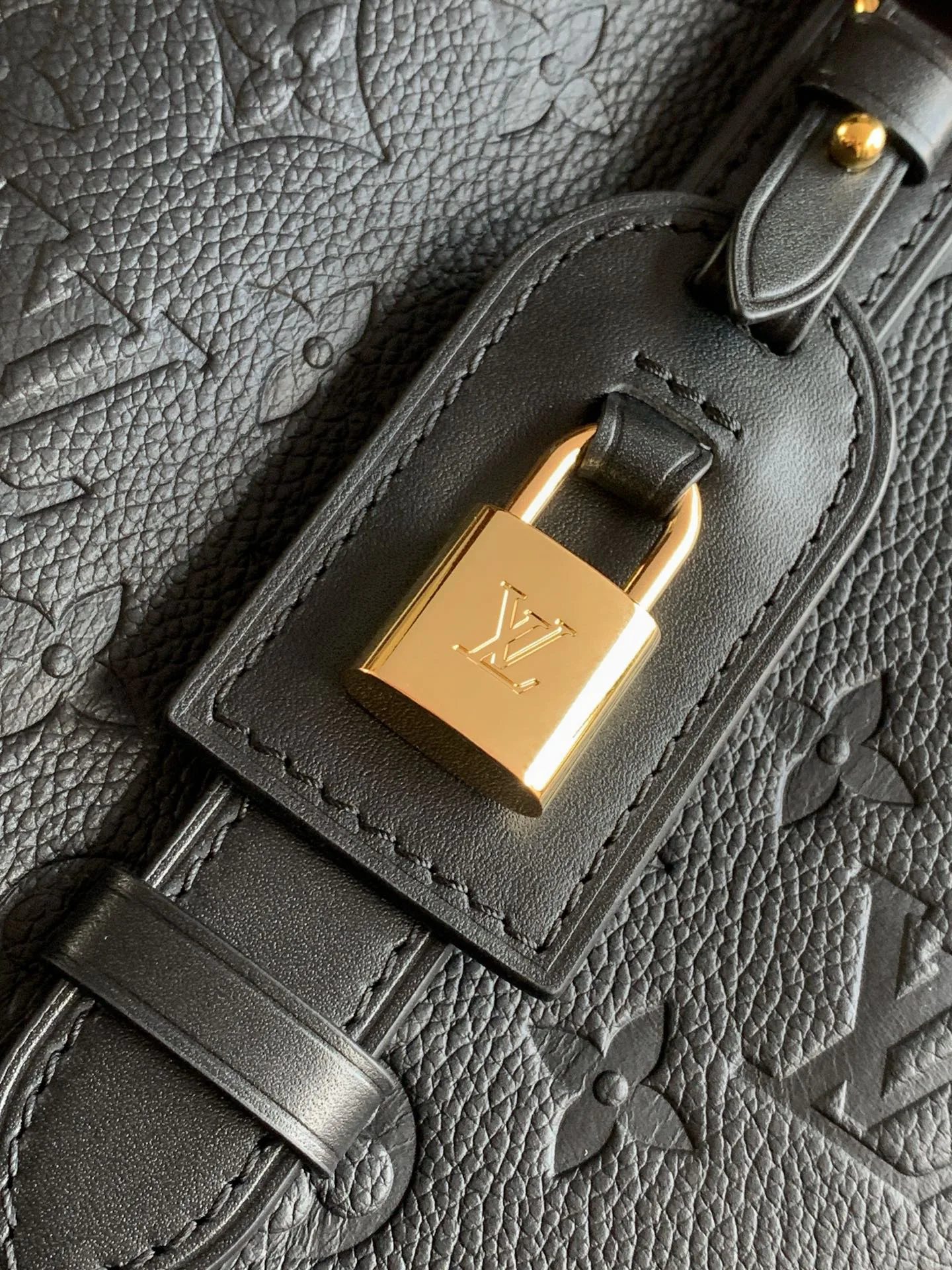 Women's Classic Handbags LOUIS VUITTON 17851331