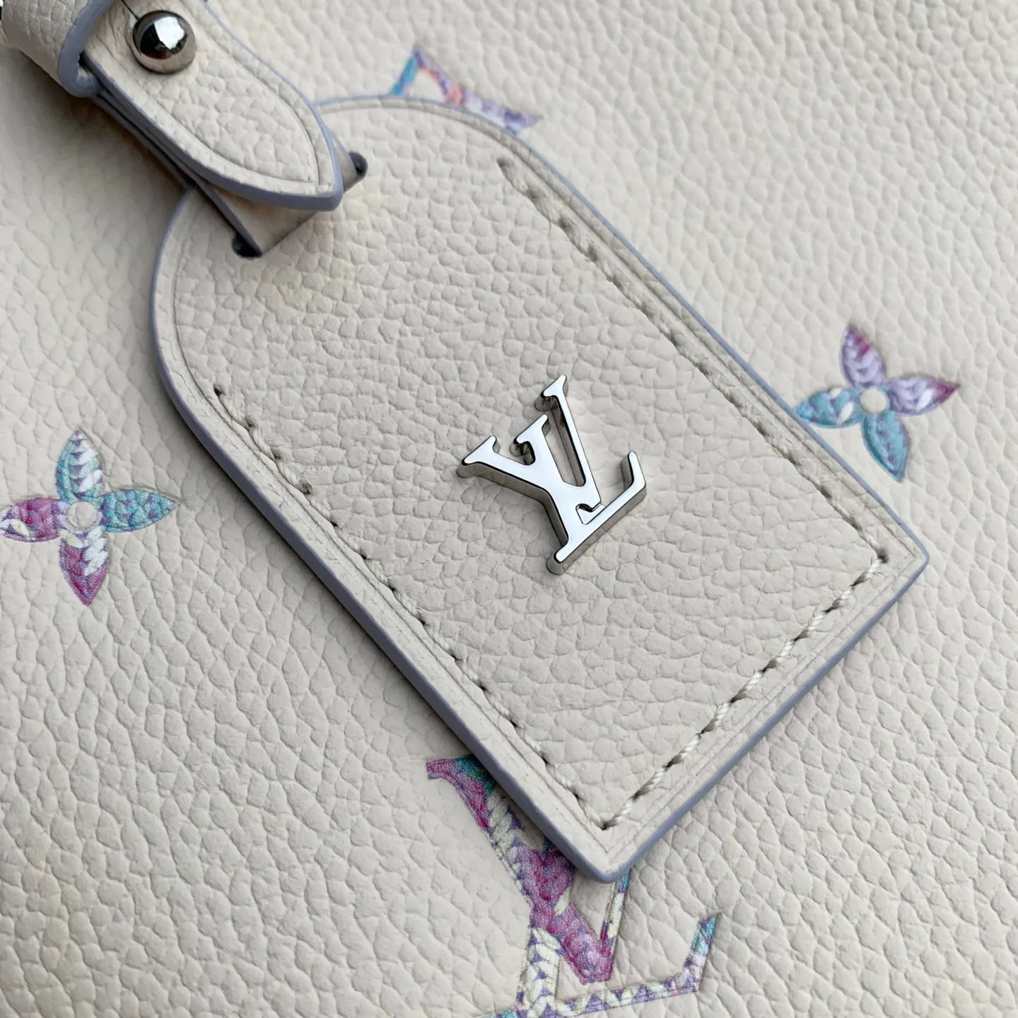 Women's Classic Handbags LOUIS VUITTON 18147487