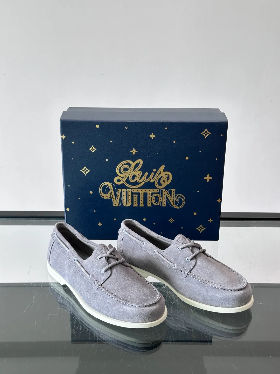 Men's Loafers And Dress Shoes LOUIS VUITTON 17941068