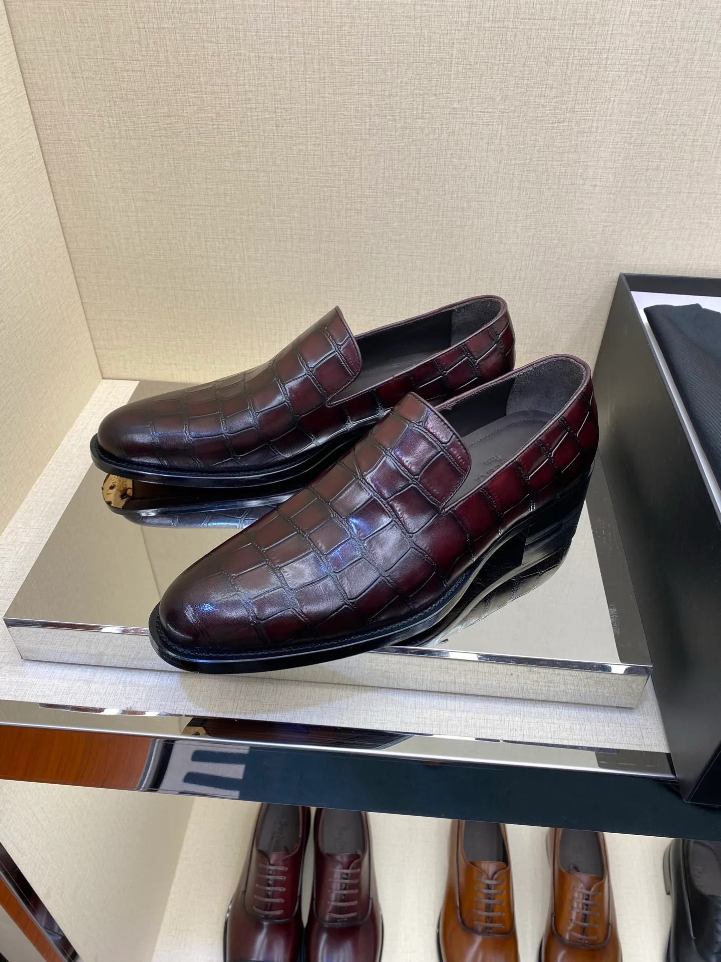 Men's Loafers And Dress Shoes BERLUTI 17971790