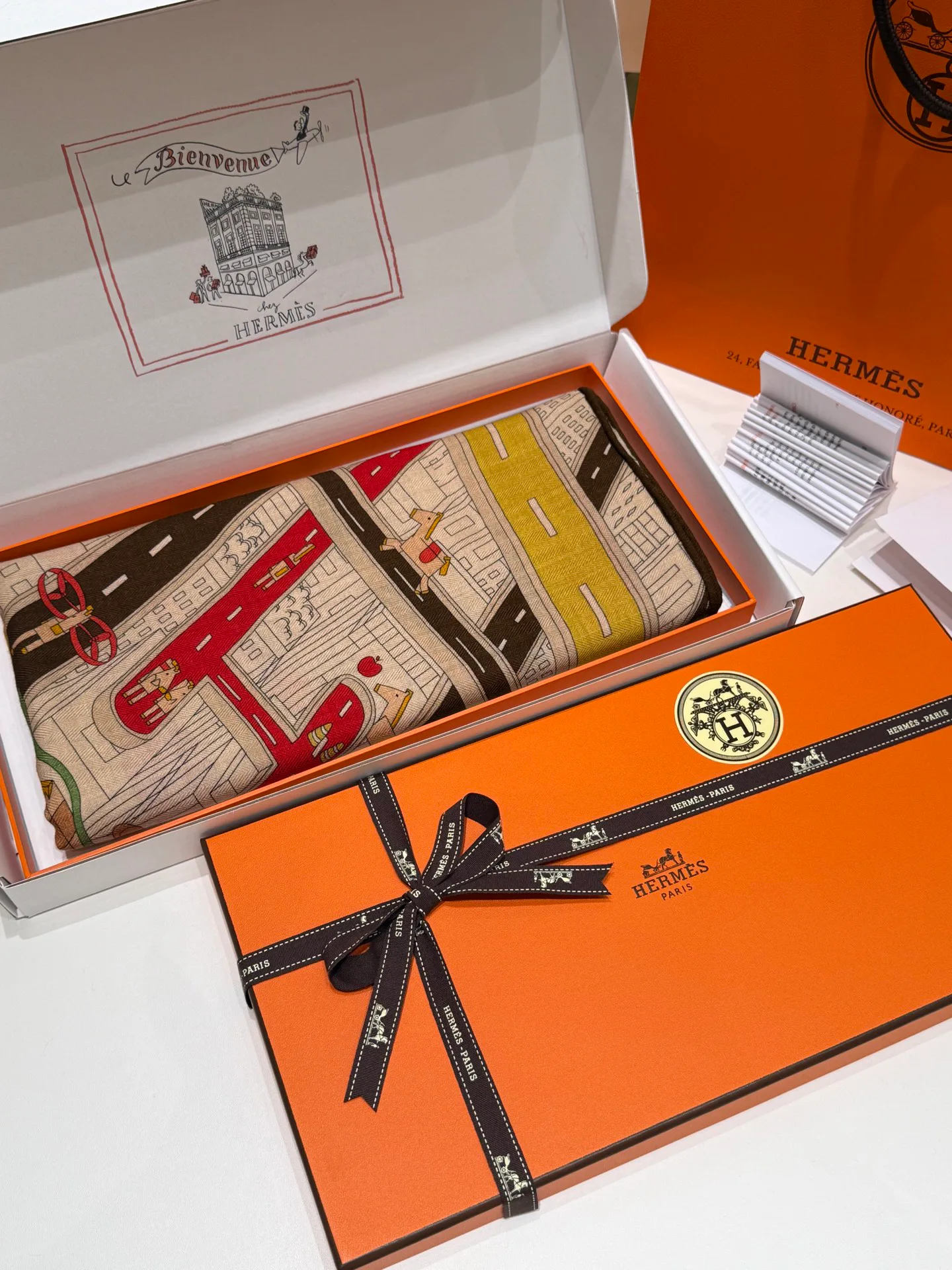Silk Scarves HERMES 18519214