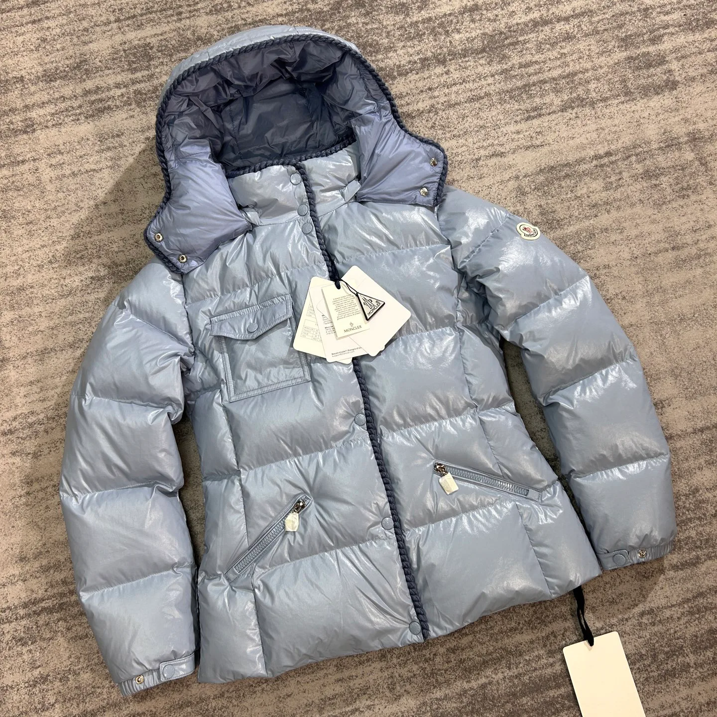 Women's Jackets And Down Jackets MONCLER 18134540