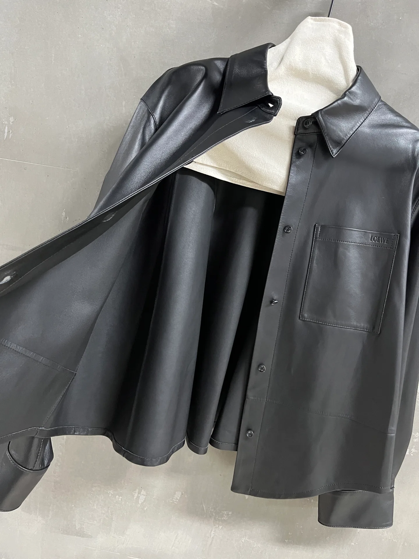 Women's Leather Jackets And Sheepskin Coats LOEWE 18172887