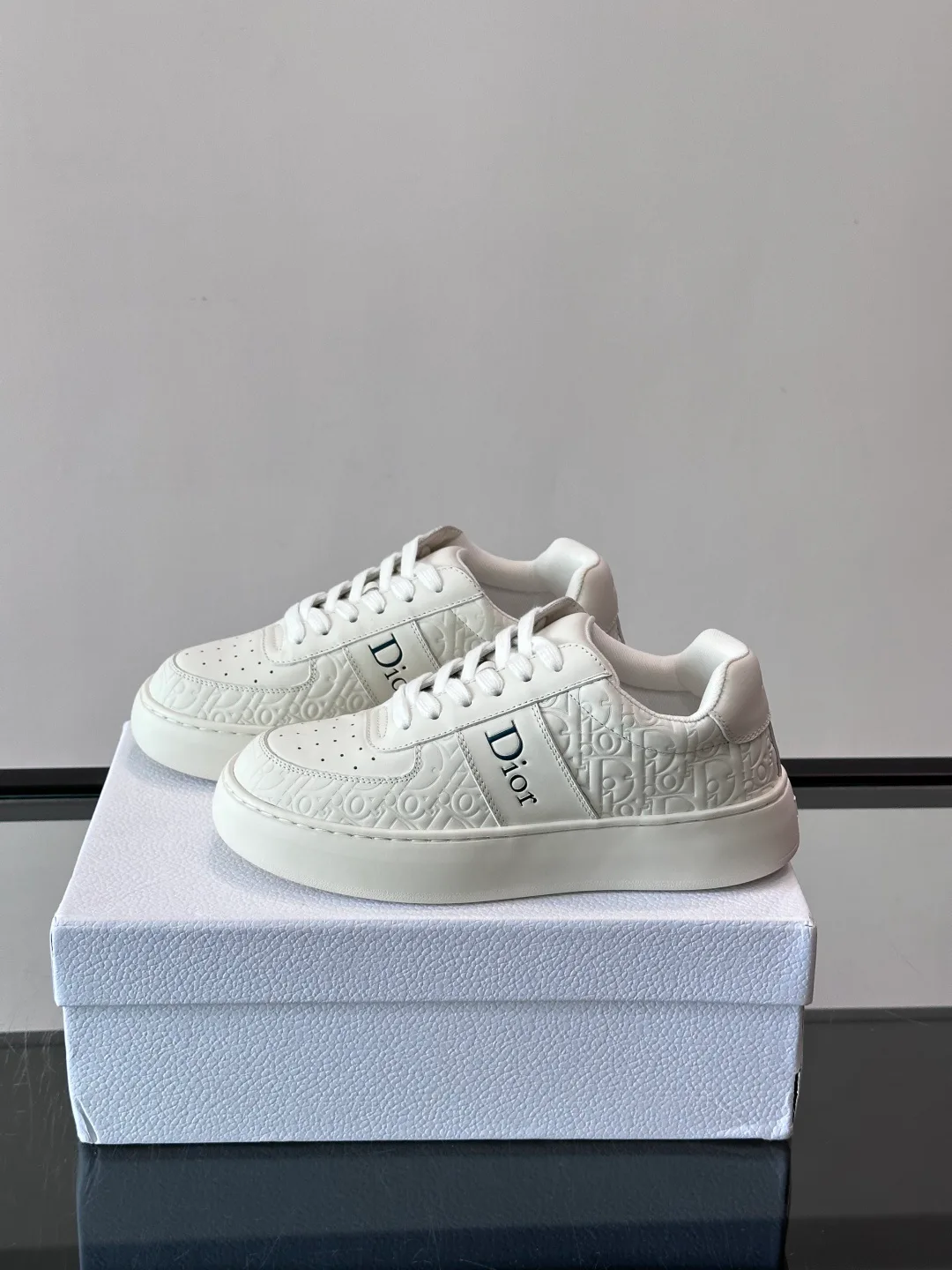 Women's Sneakers CHRISTIAN DIOR 18102629
