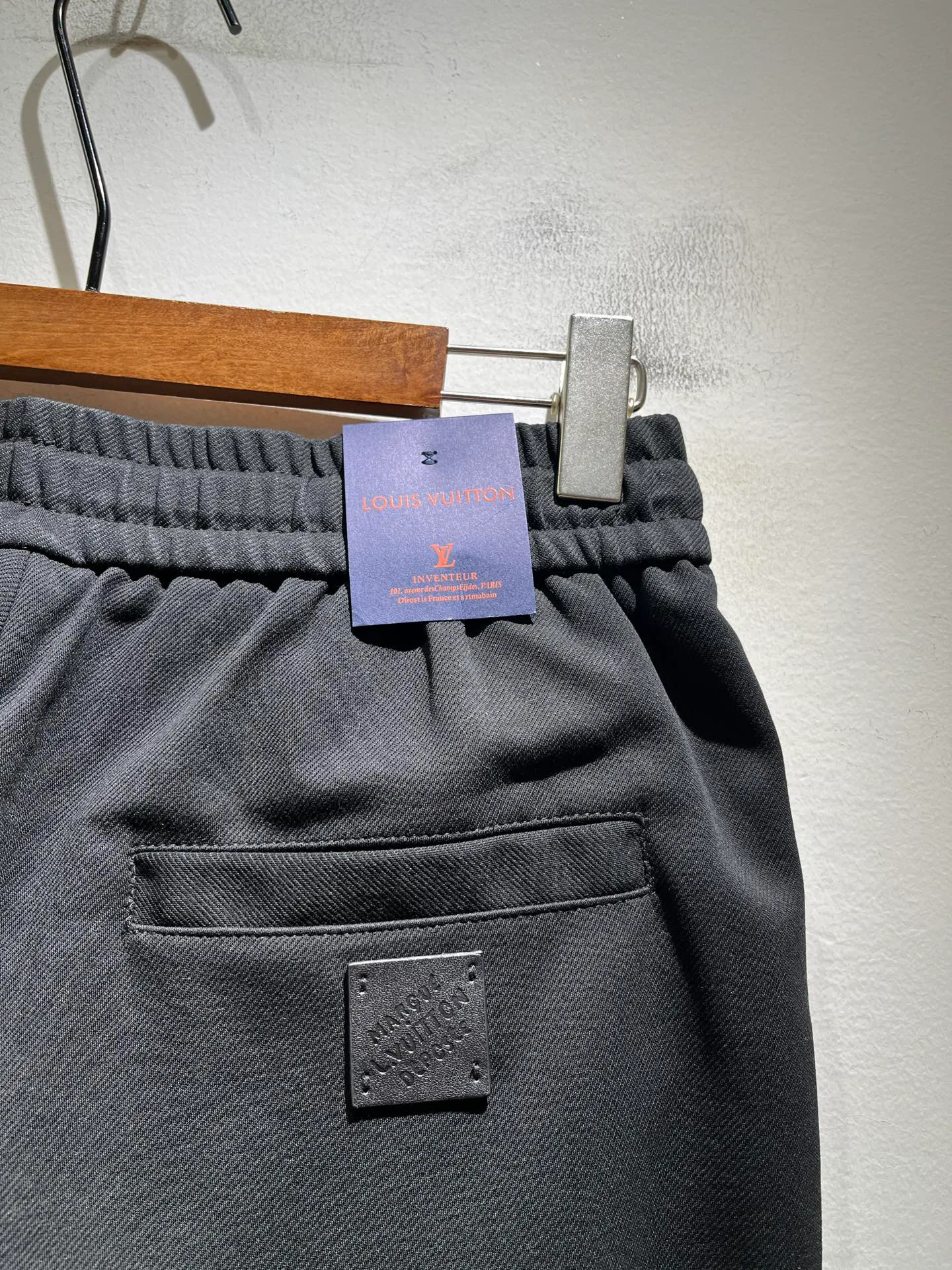 Men's Trousers LOUIS VUITTON 18343129