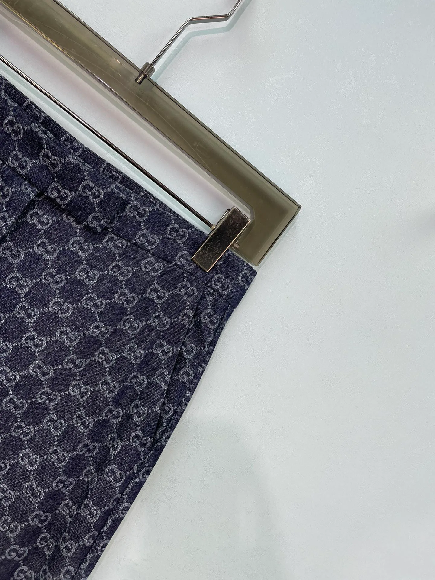 Women's Trousers GUCCI 17479751