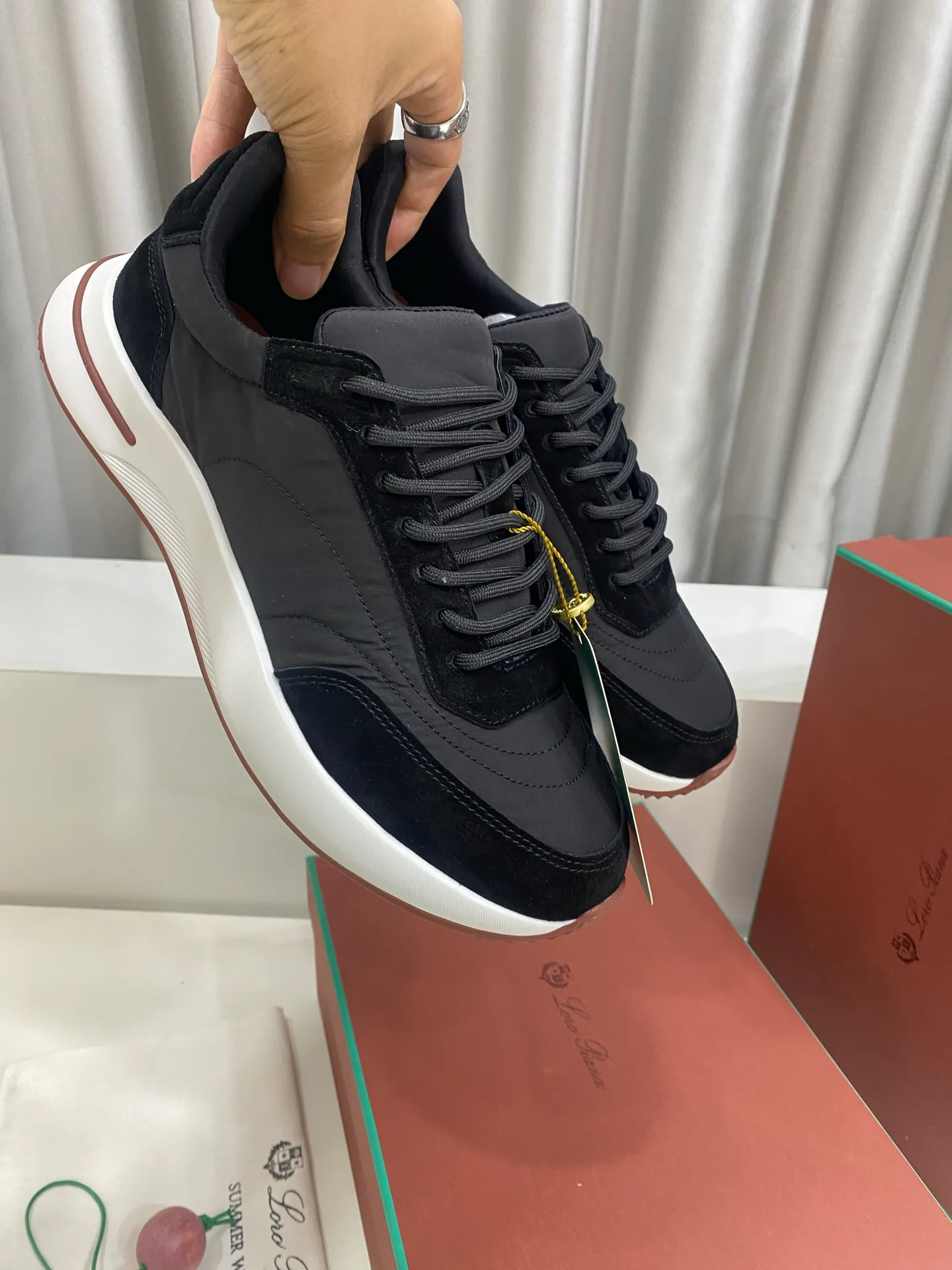 Men's Sneakers LORO PIANA 17485938