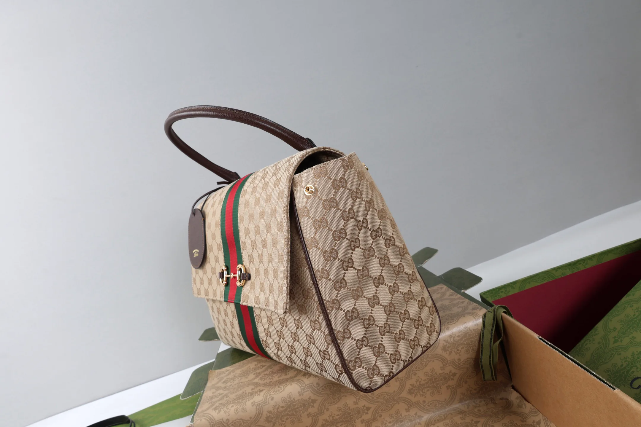 Women's Classic Handbags GUCCI 17882905