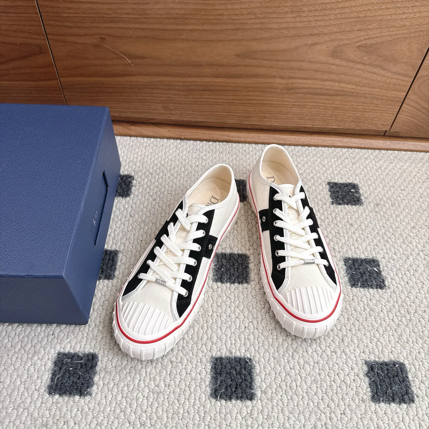 Women's Sneakers CHRISTIAN DIOR 18025796