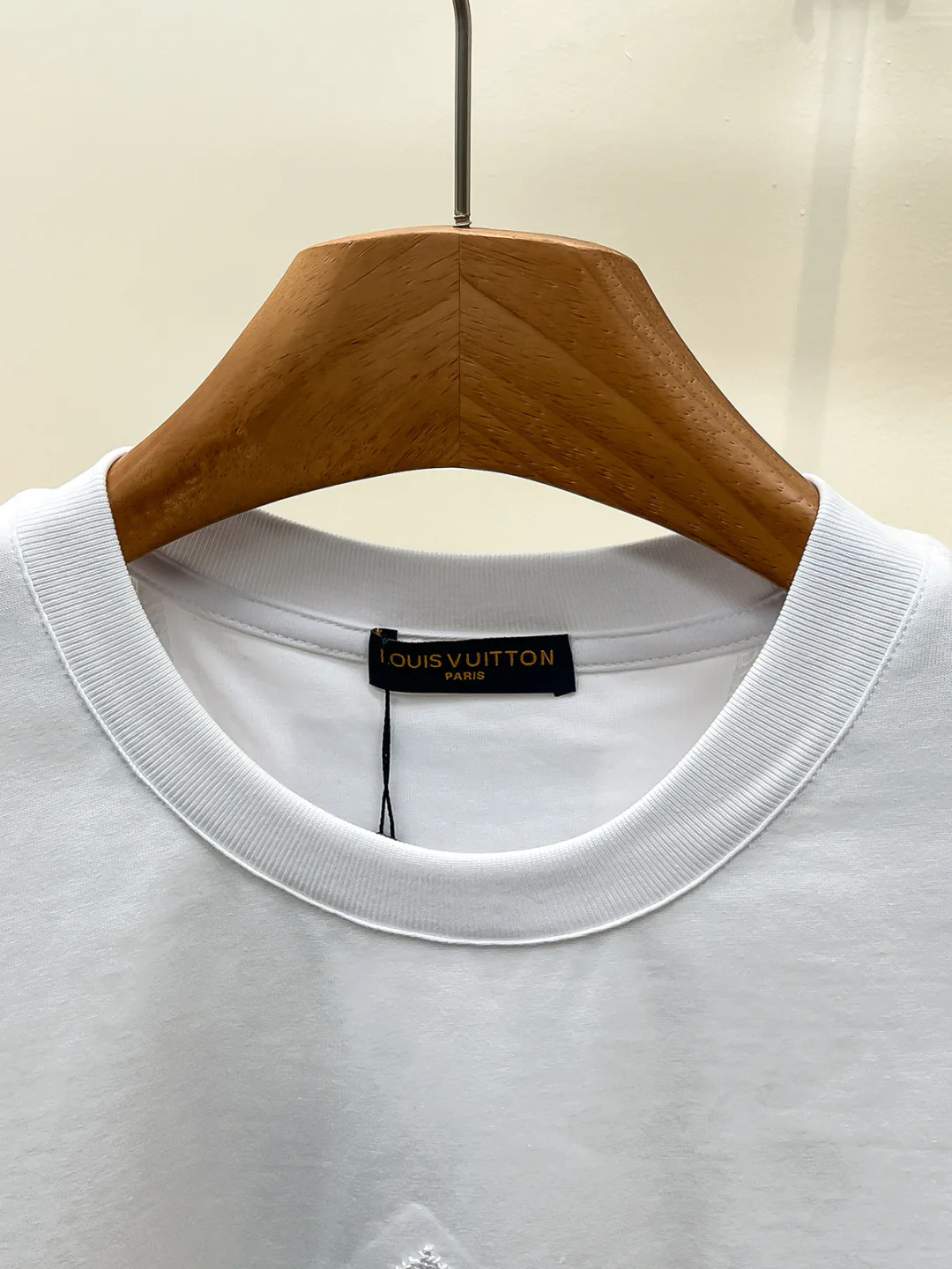 Men's T-Shirts LOUIS VUITTON 18499480
