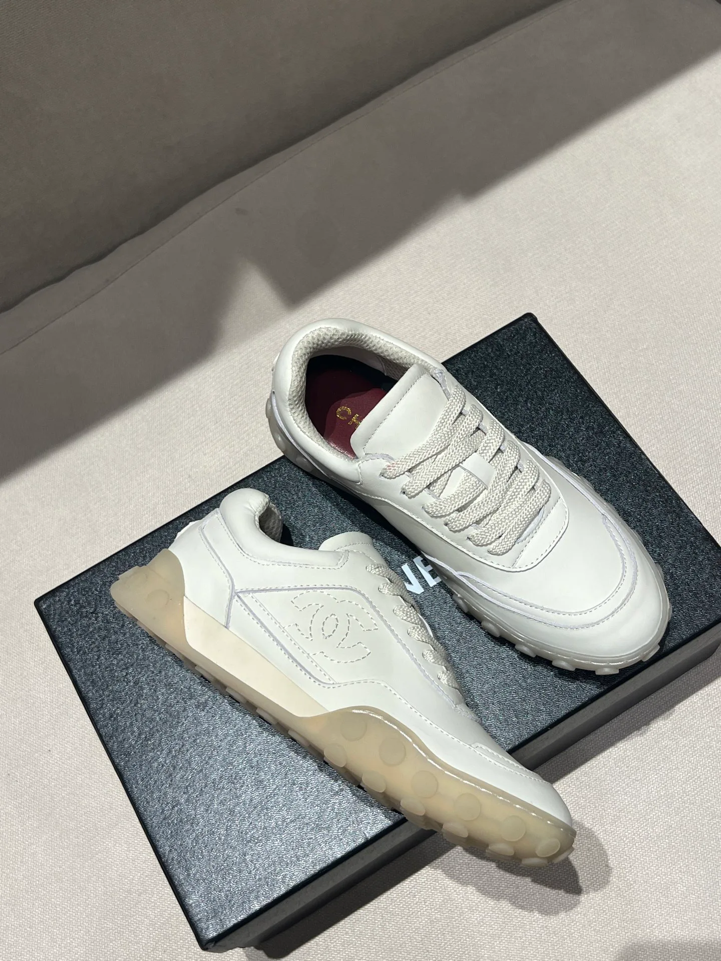 Women's Sneakers CHANEL 18020125