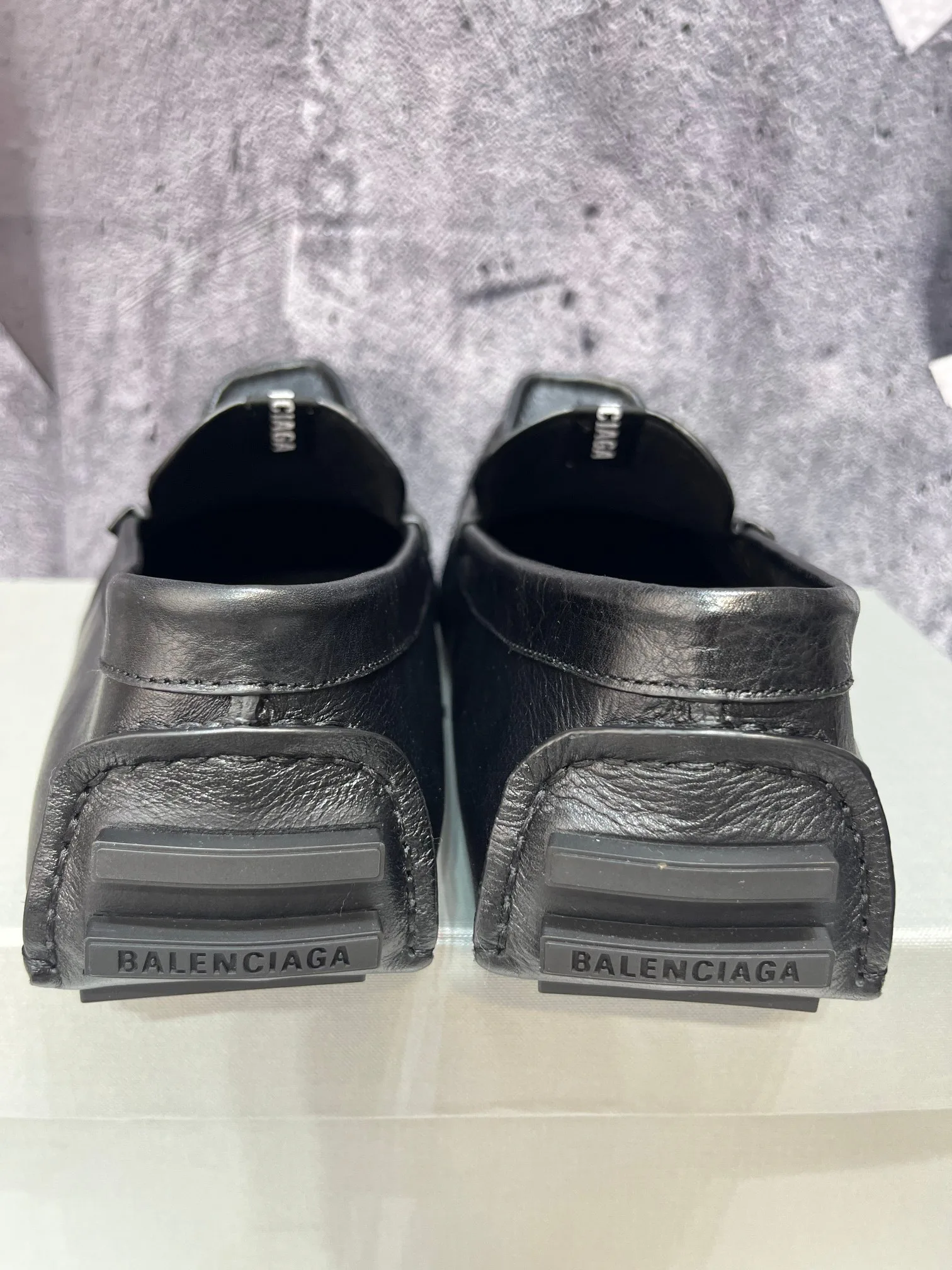 Men's Loafers And Dress Shoes BALENCIAGA 17369802
