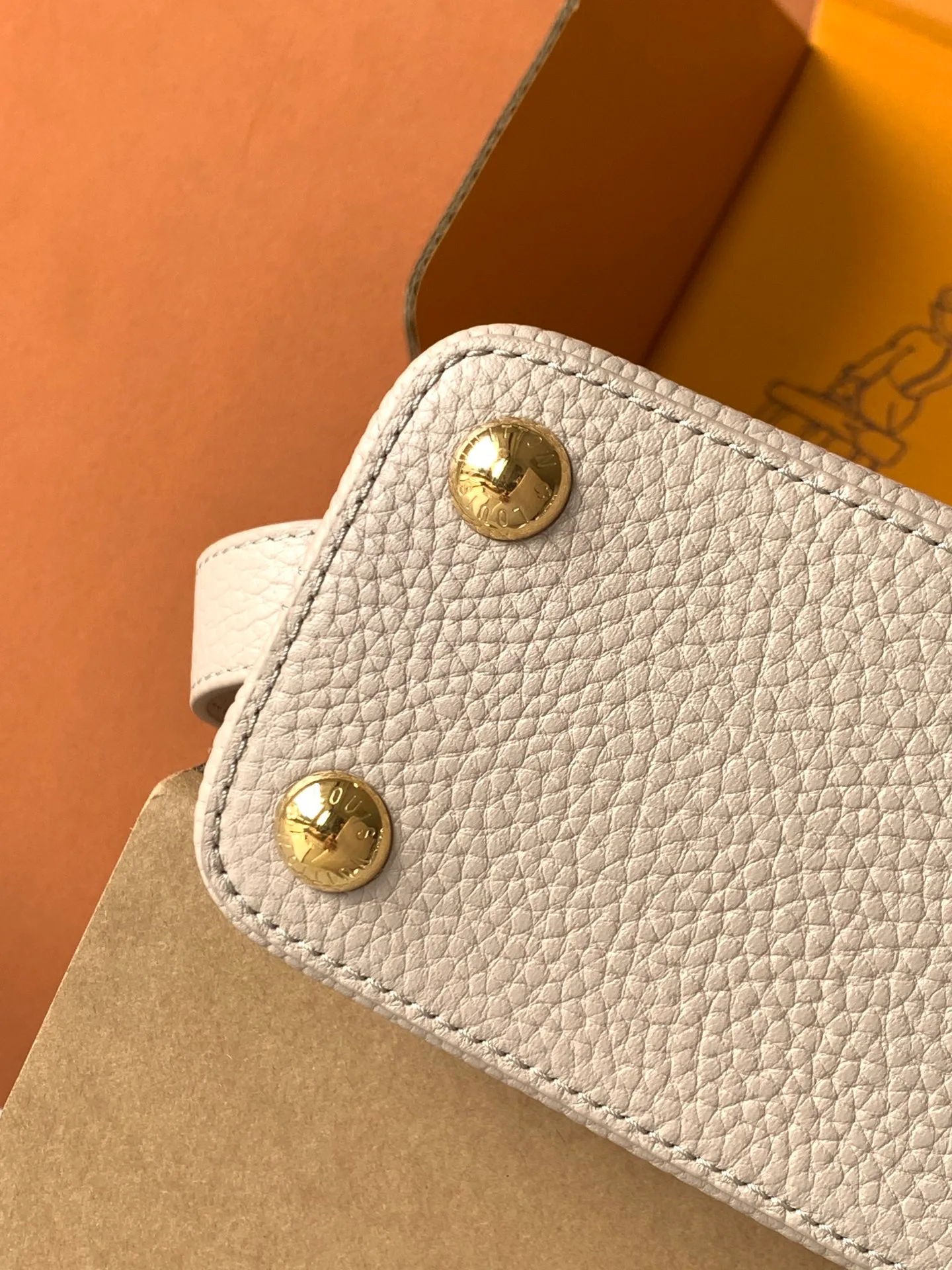 Women's Classic Handbags LOUIS VUITTON 18520863